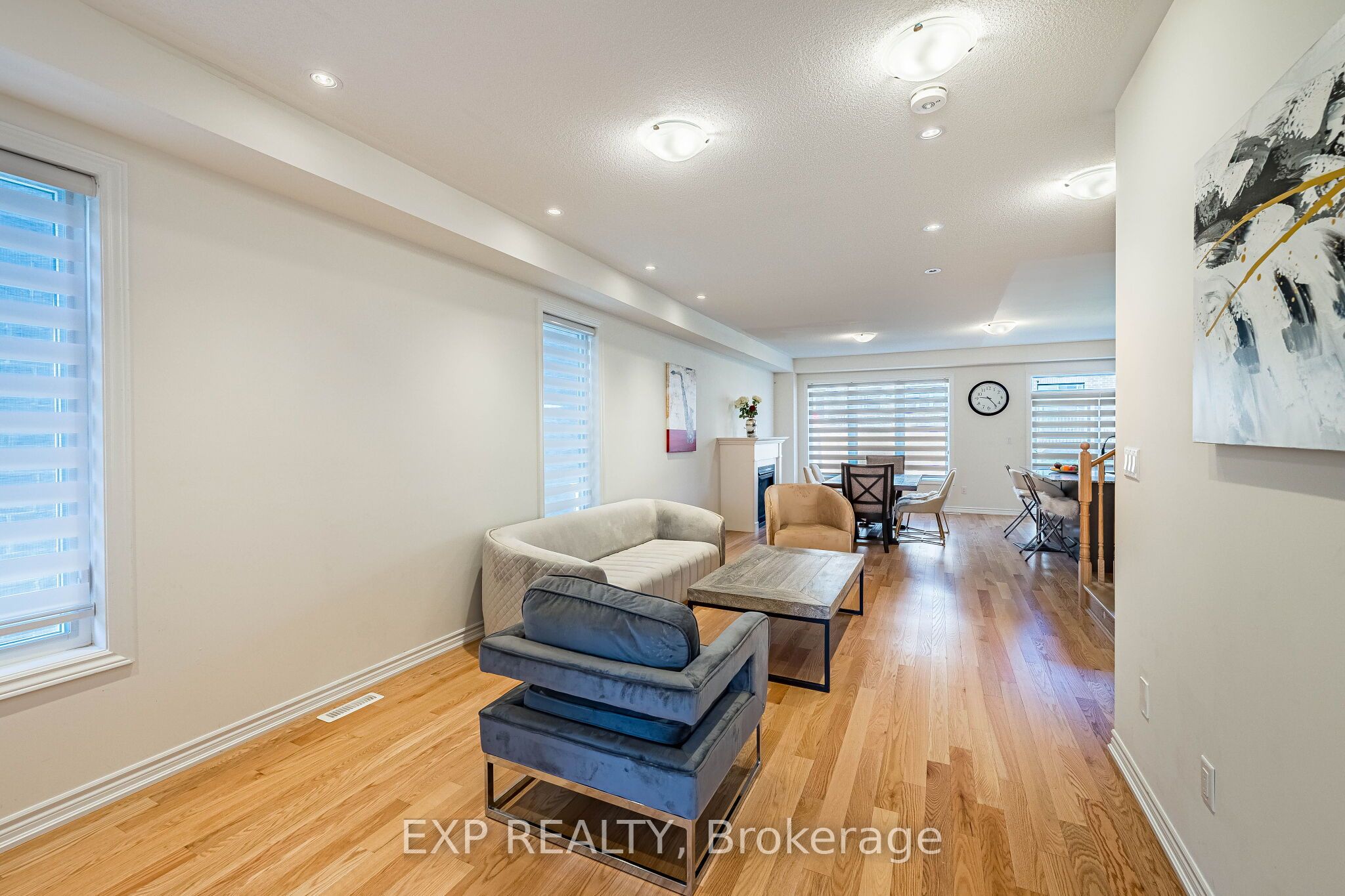 1186 Rexton Drive Property Photo 2