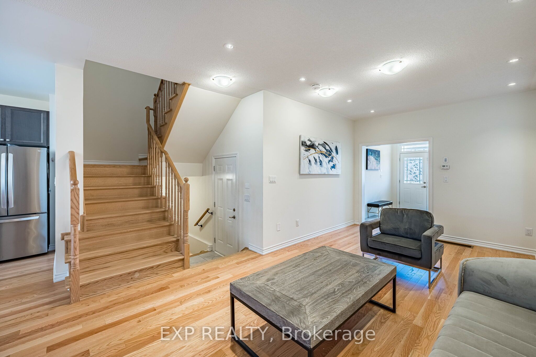 1186 Rexton Drive Property Photo 6