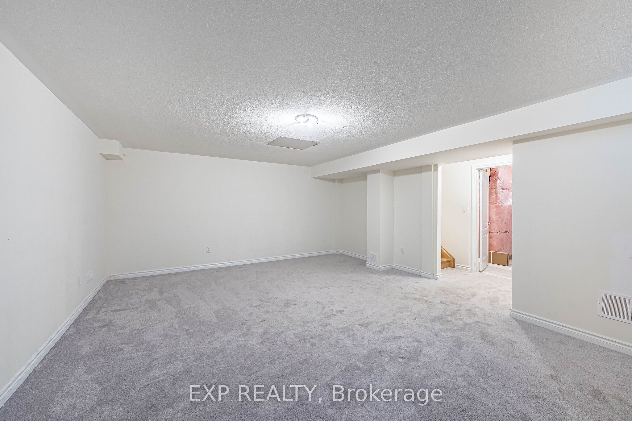 1186 Rexton Drive Property Photo 21