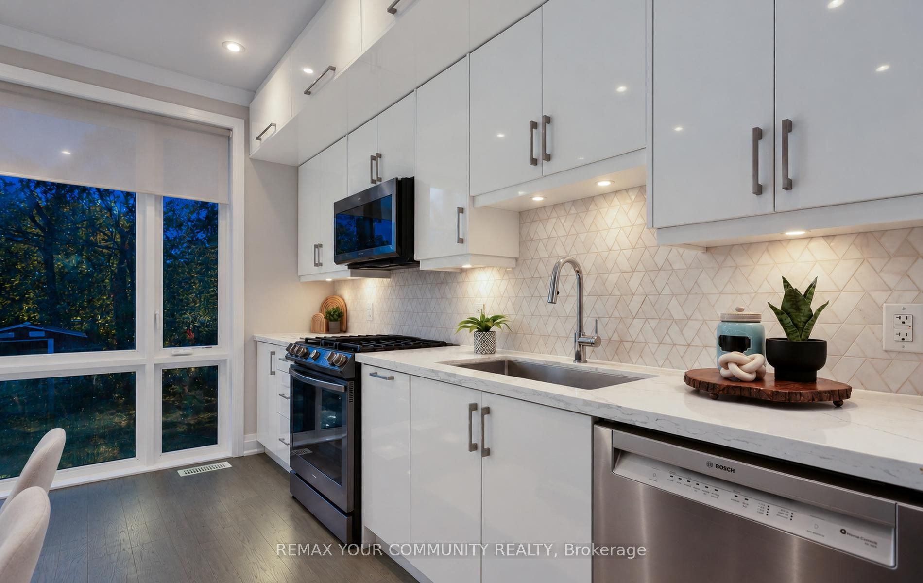 159 Boultbee Avenue Property Photo 12