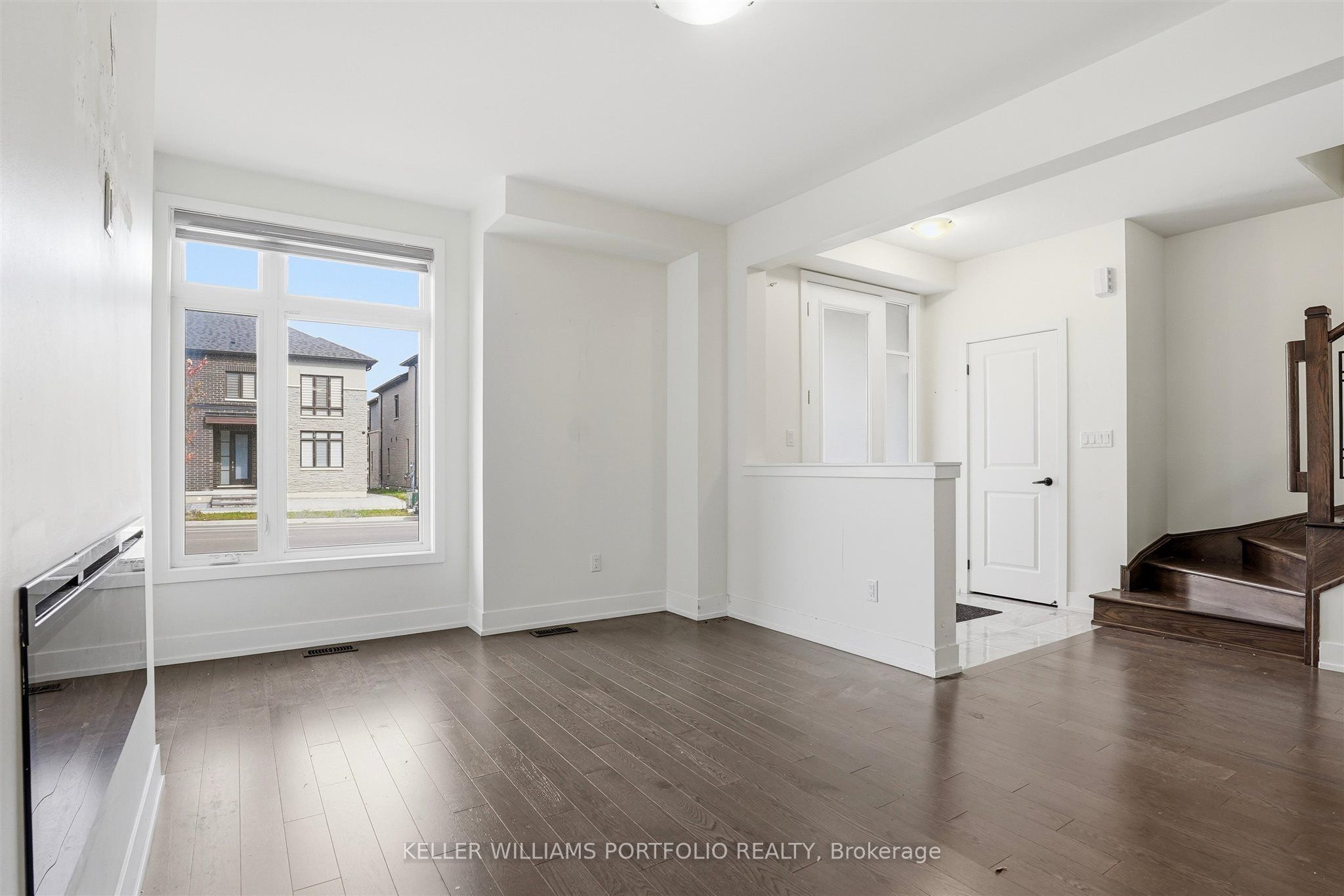 200 Coronation Road Property Photo 9