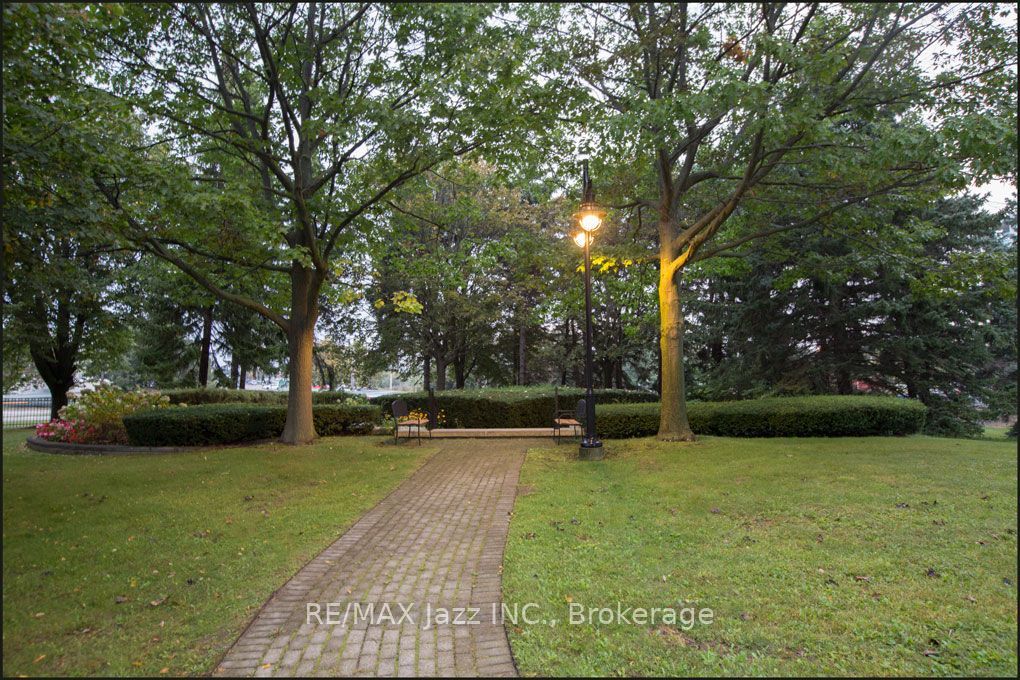 360 Watson Street W 105 Property Photo 18