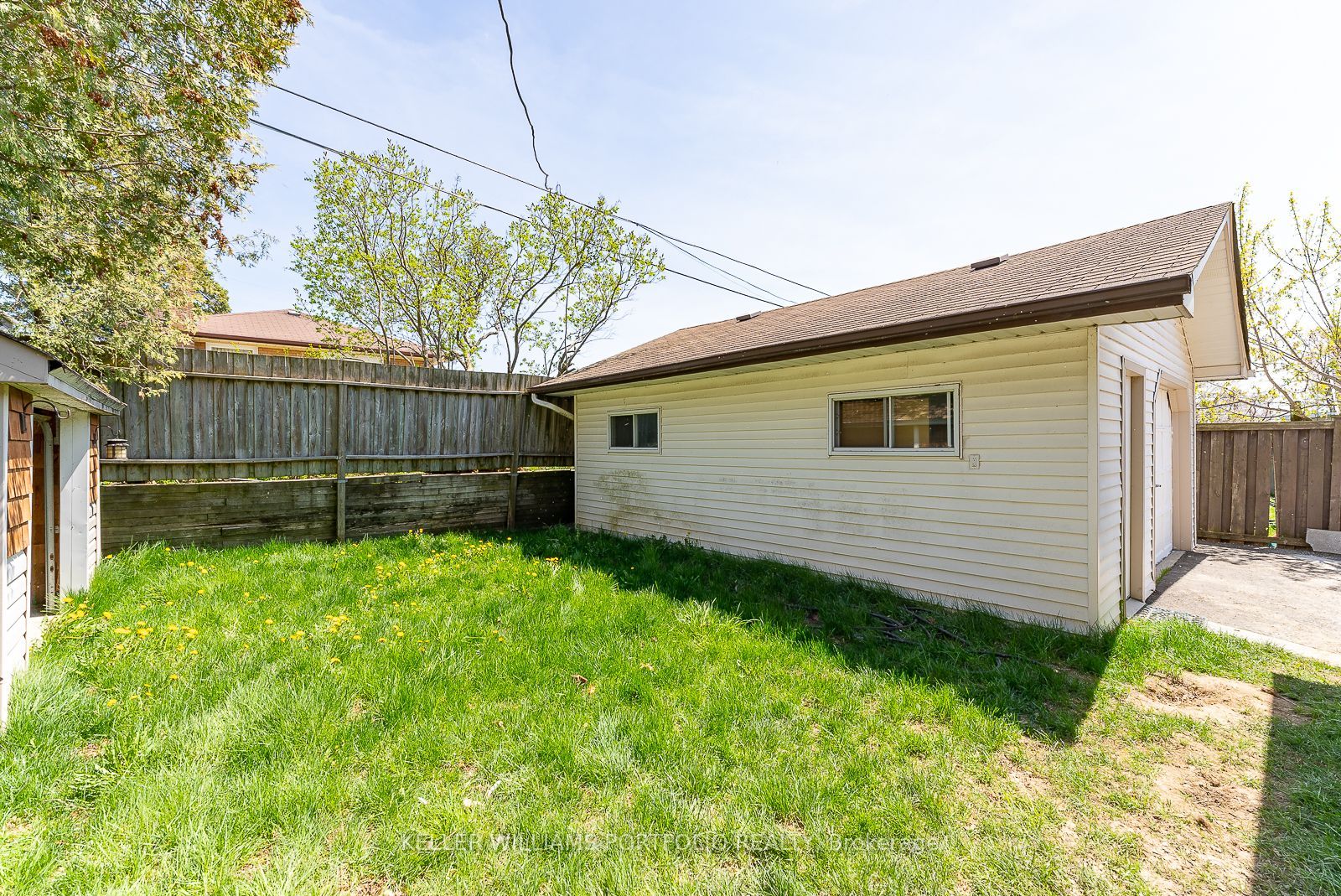 1519 Lakeside Street Main Flr Property Photo 24