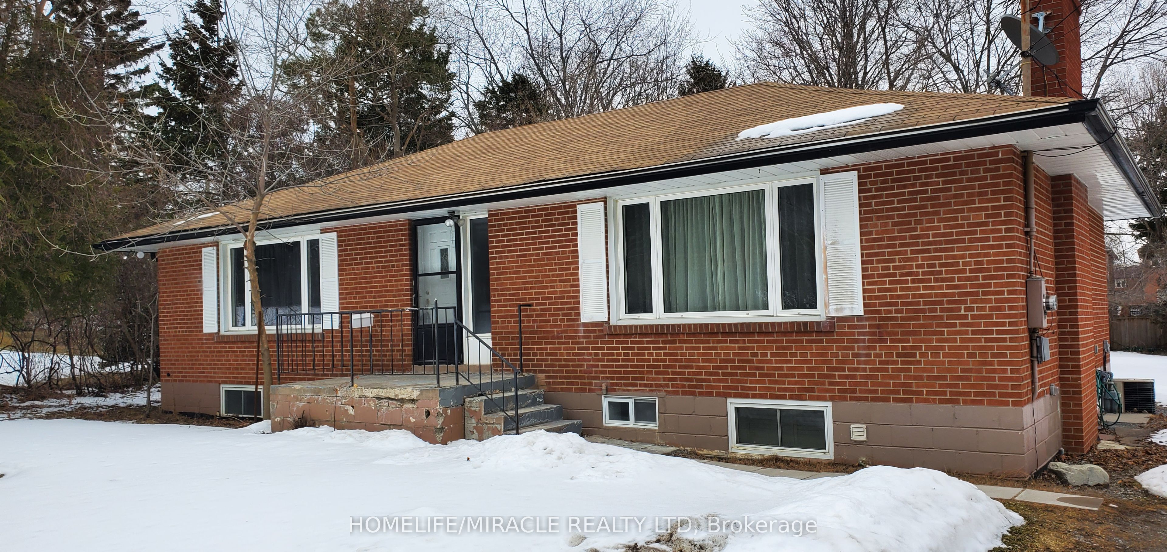 544 Gillmoss Road Main Property Photo 1