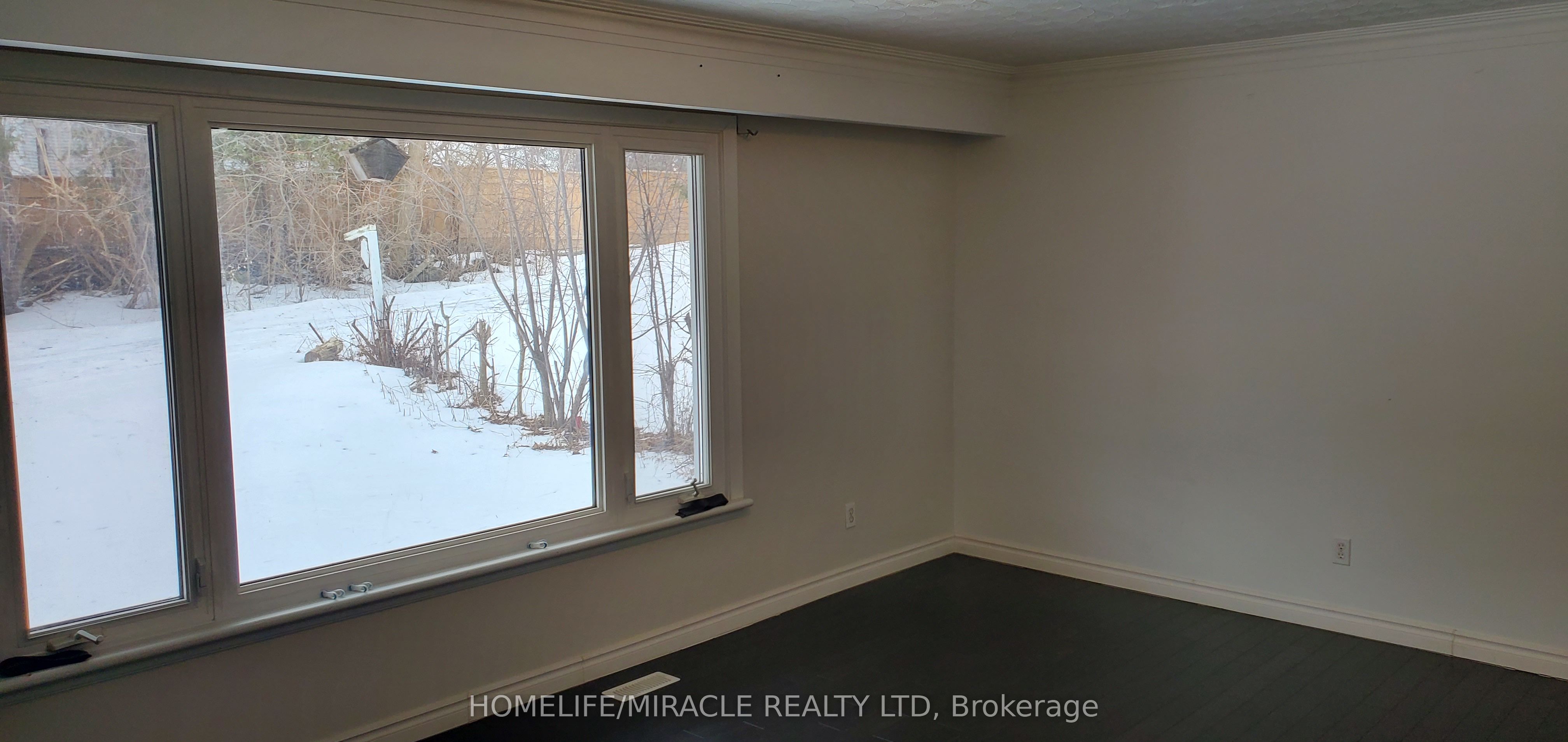 544 Gillmoss Road Main Property Photo 2