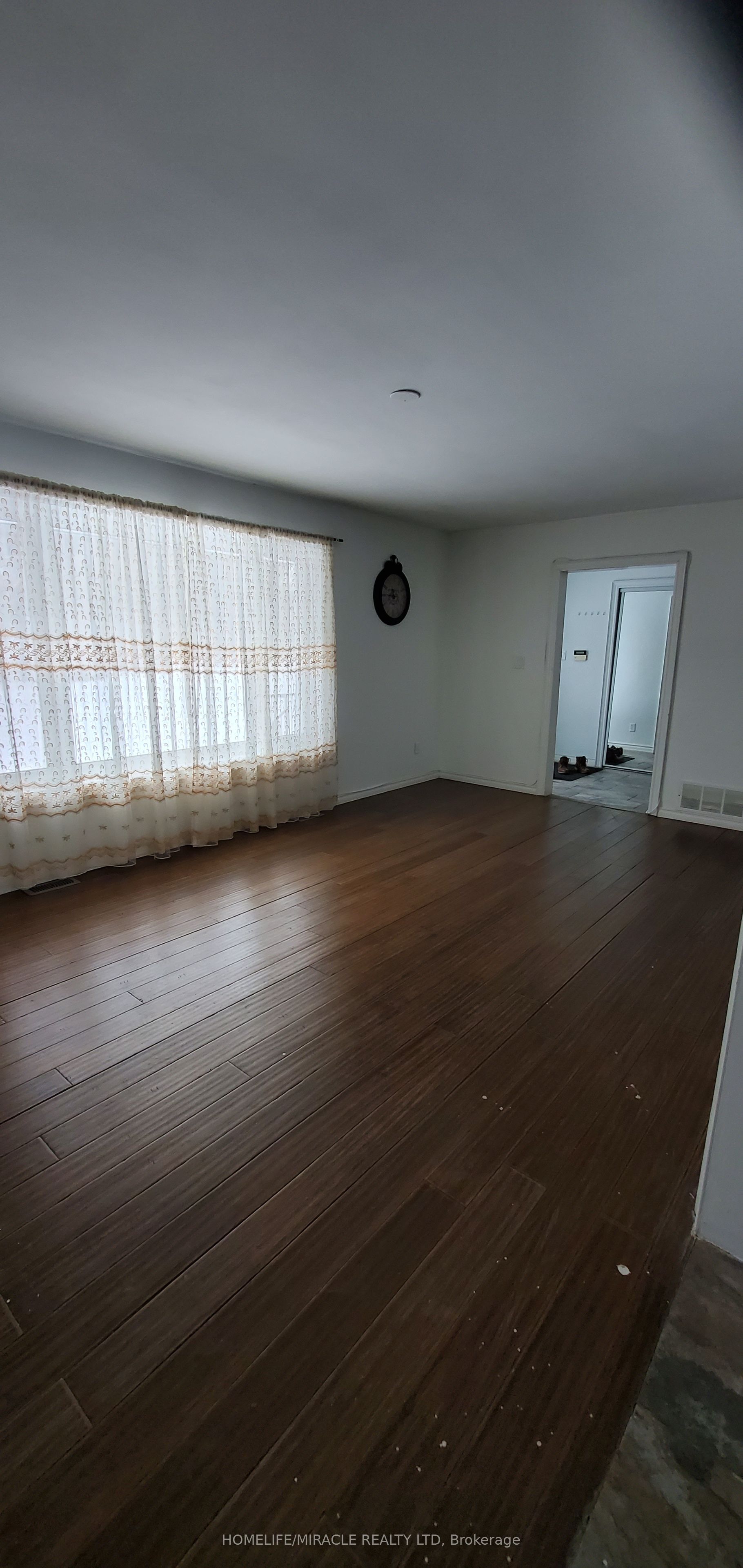 544 Gillmoss Road Main Property Photo 5