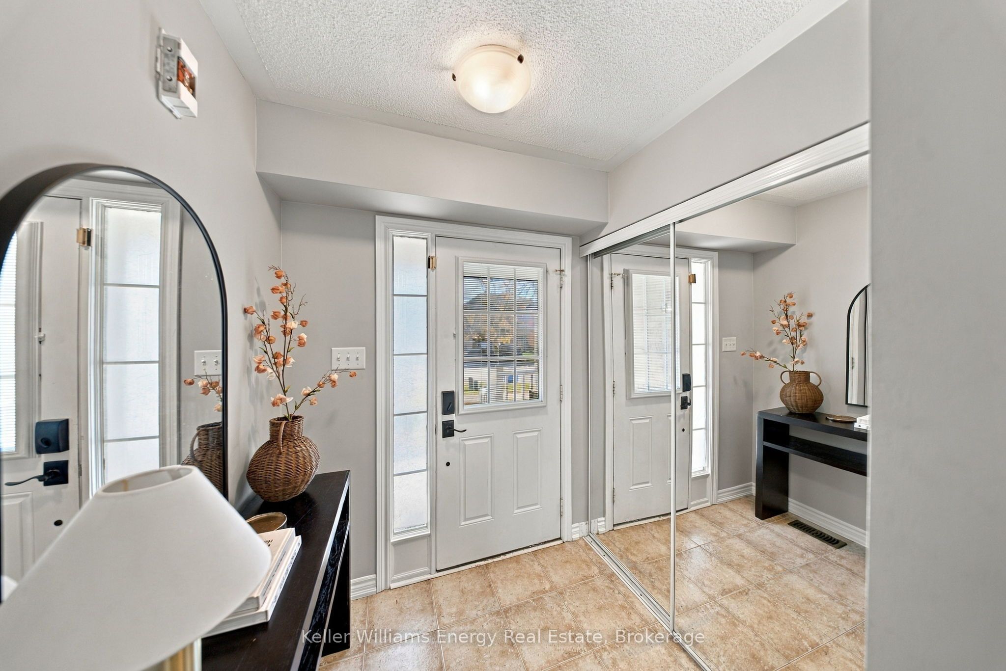 8 Quackenbush Street Property Photo 4