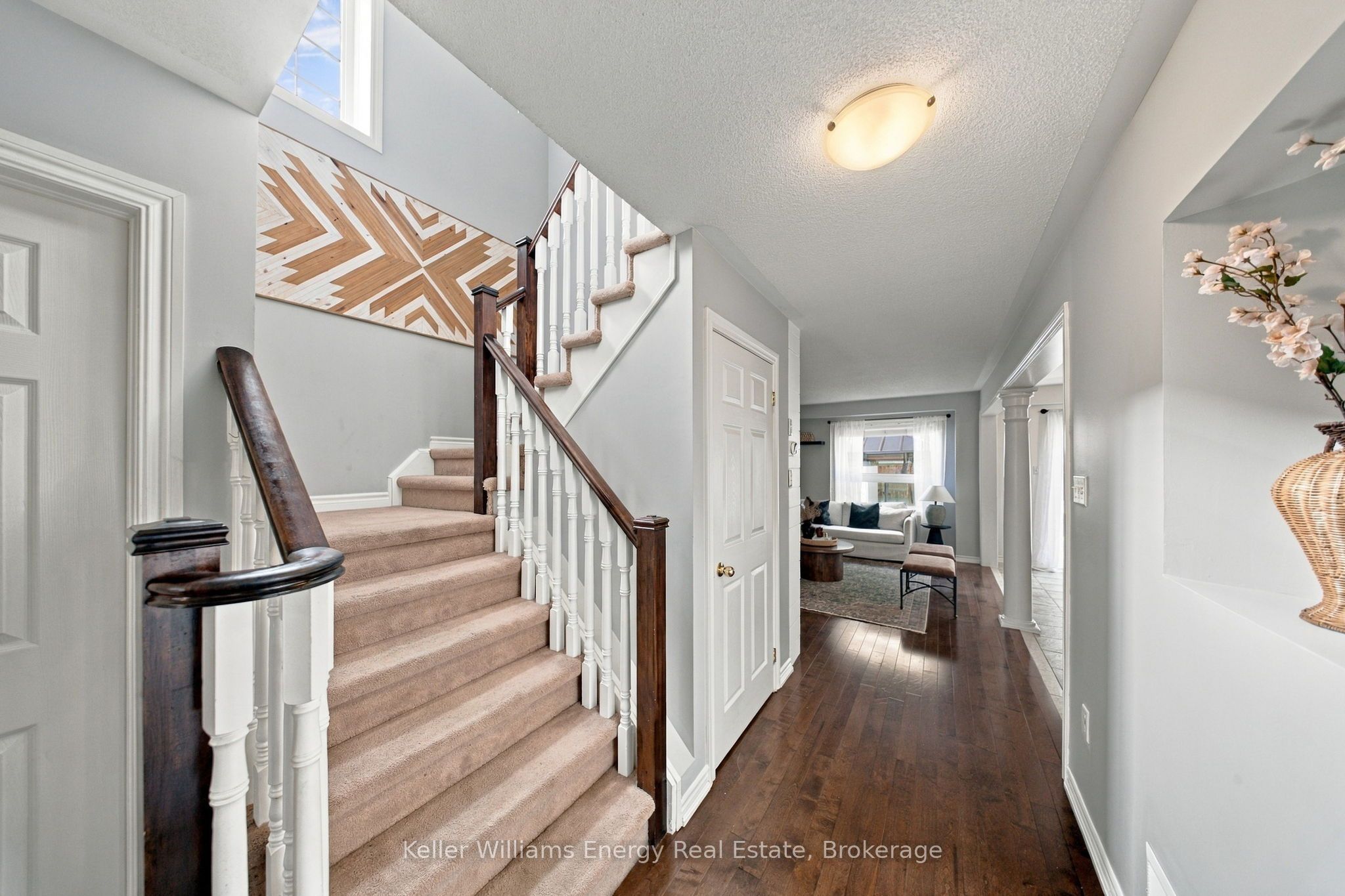 8 Quackenbush Street Property Photo 7