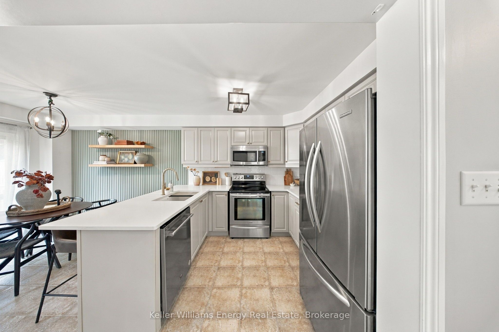 8 Quackenbush Street Property Photo 14