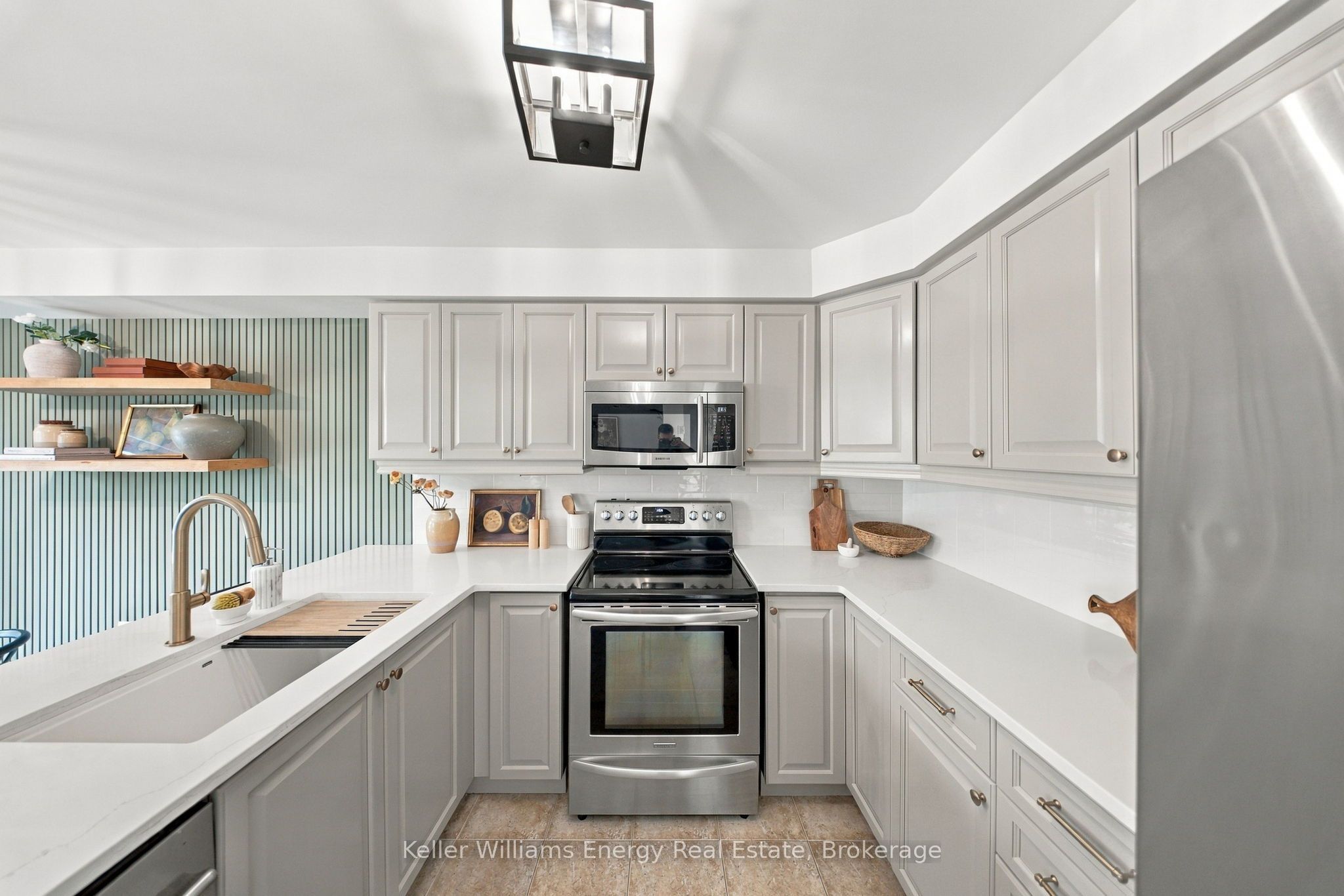 8 Quackenbush Street Property Photo 16