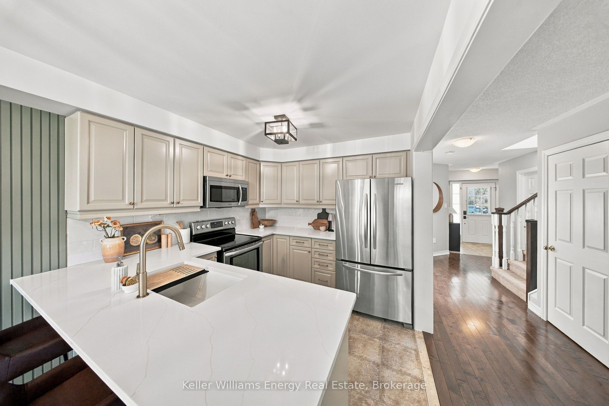 8 Quackenbush Street Property Photo 19