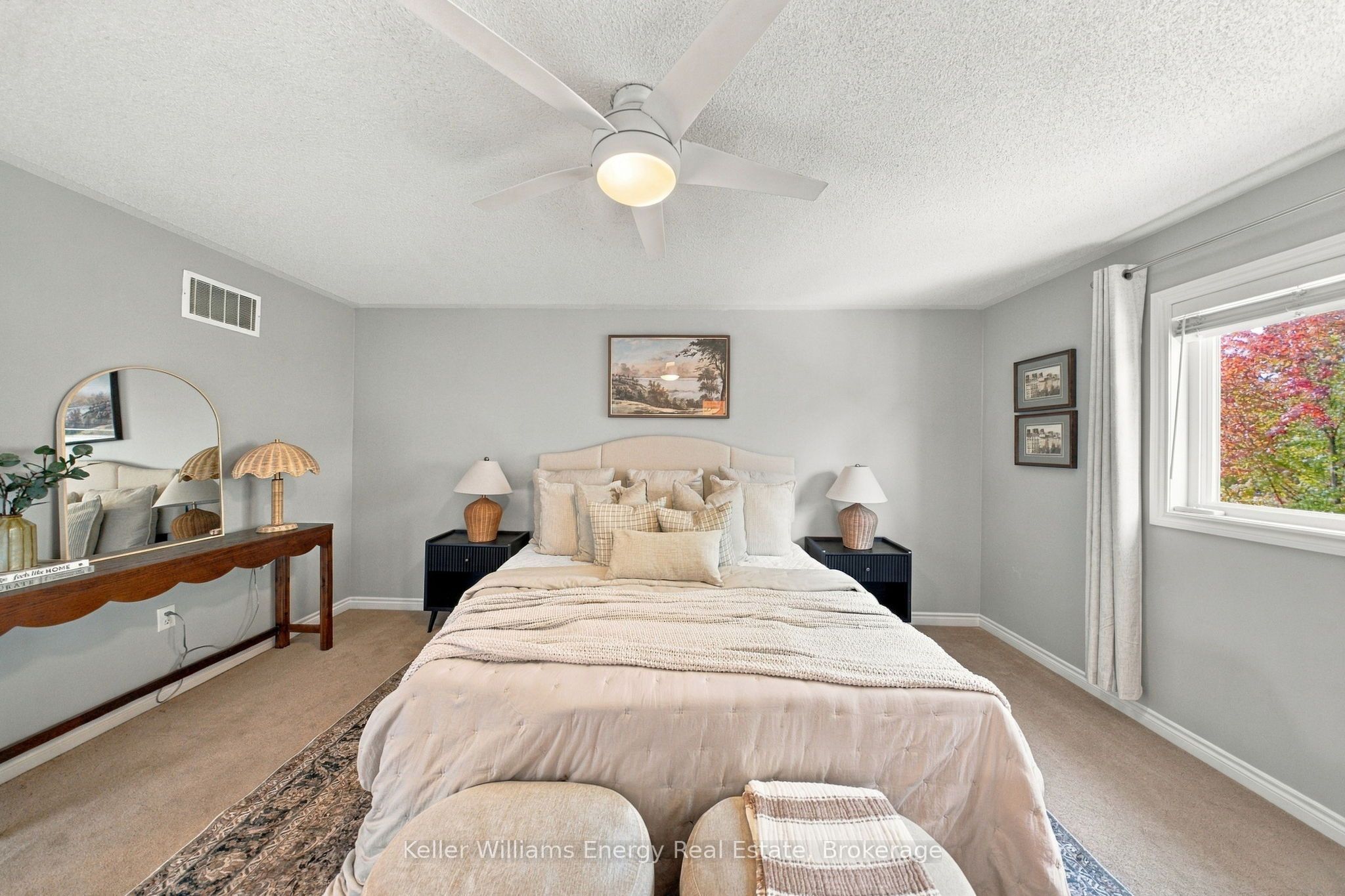 8 Quackenbush Street Property Photo 24