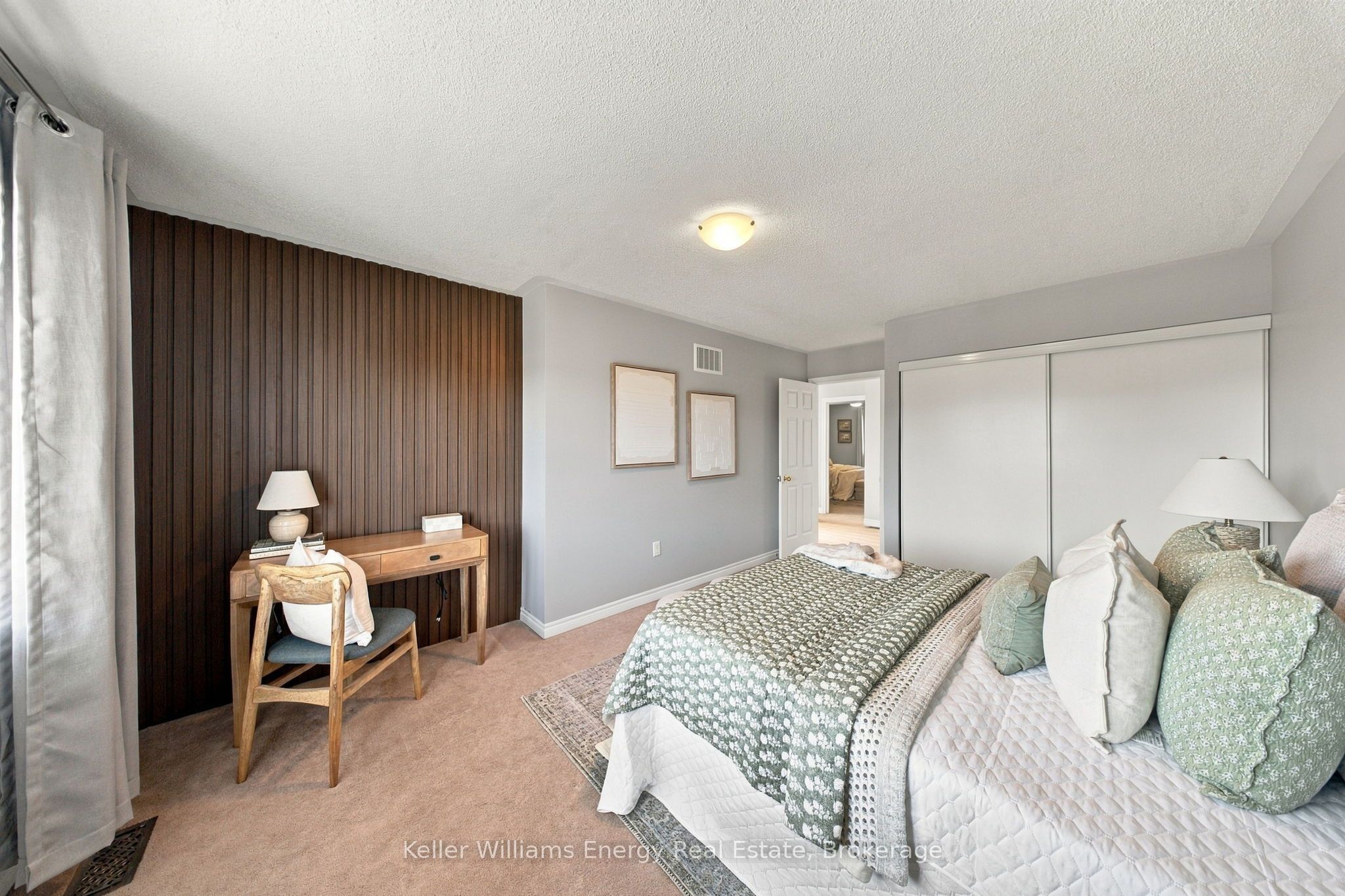 8 Quackenbush Street Property Photo 30
