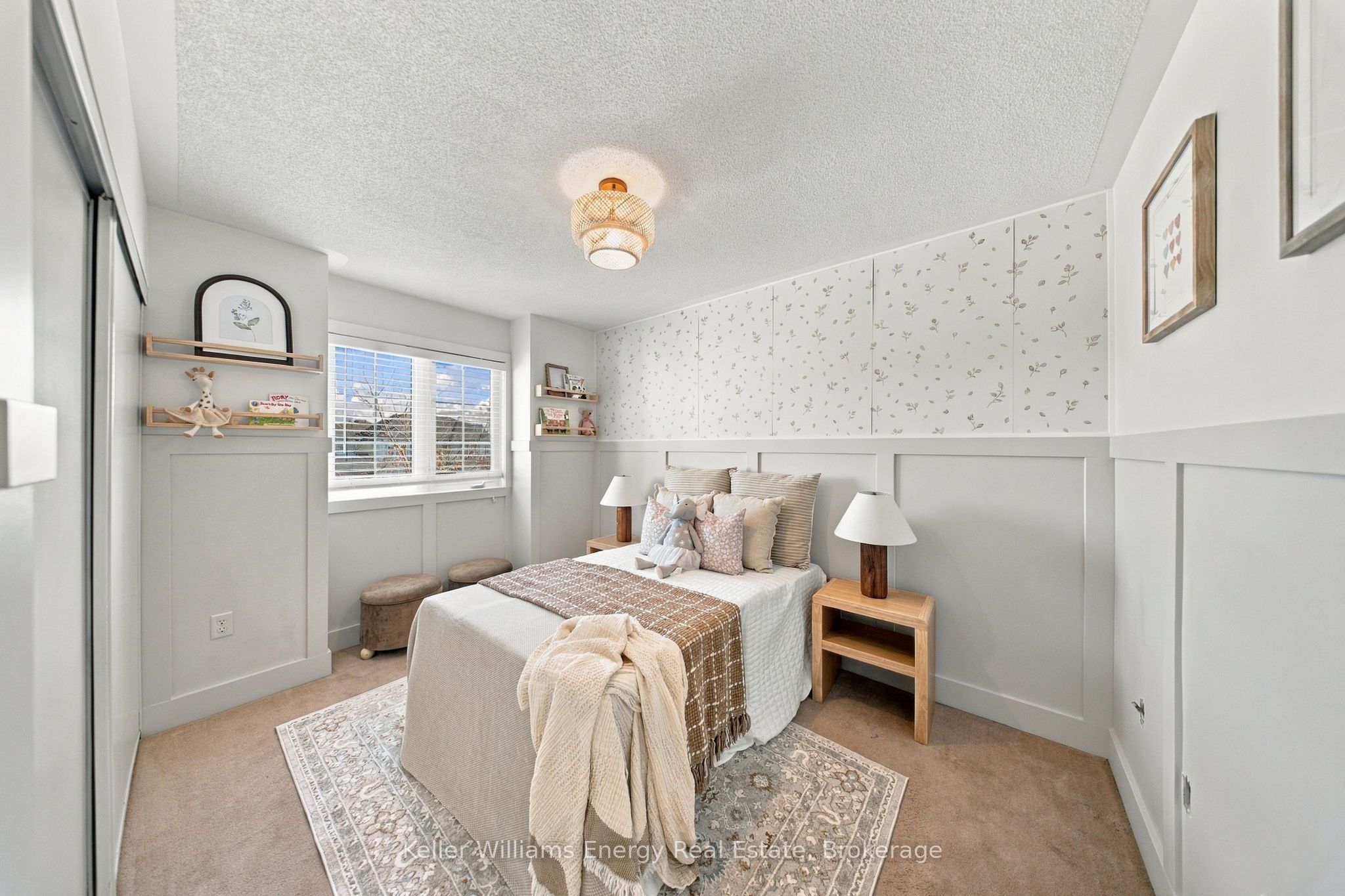 8 Quackenbush Street Property Photo 32