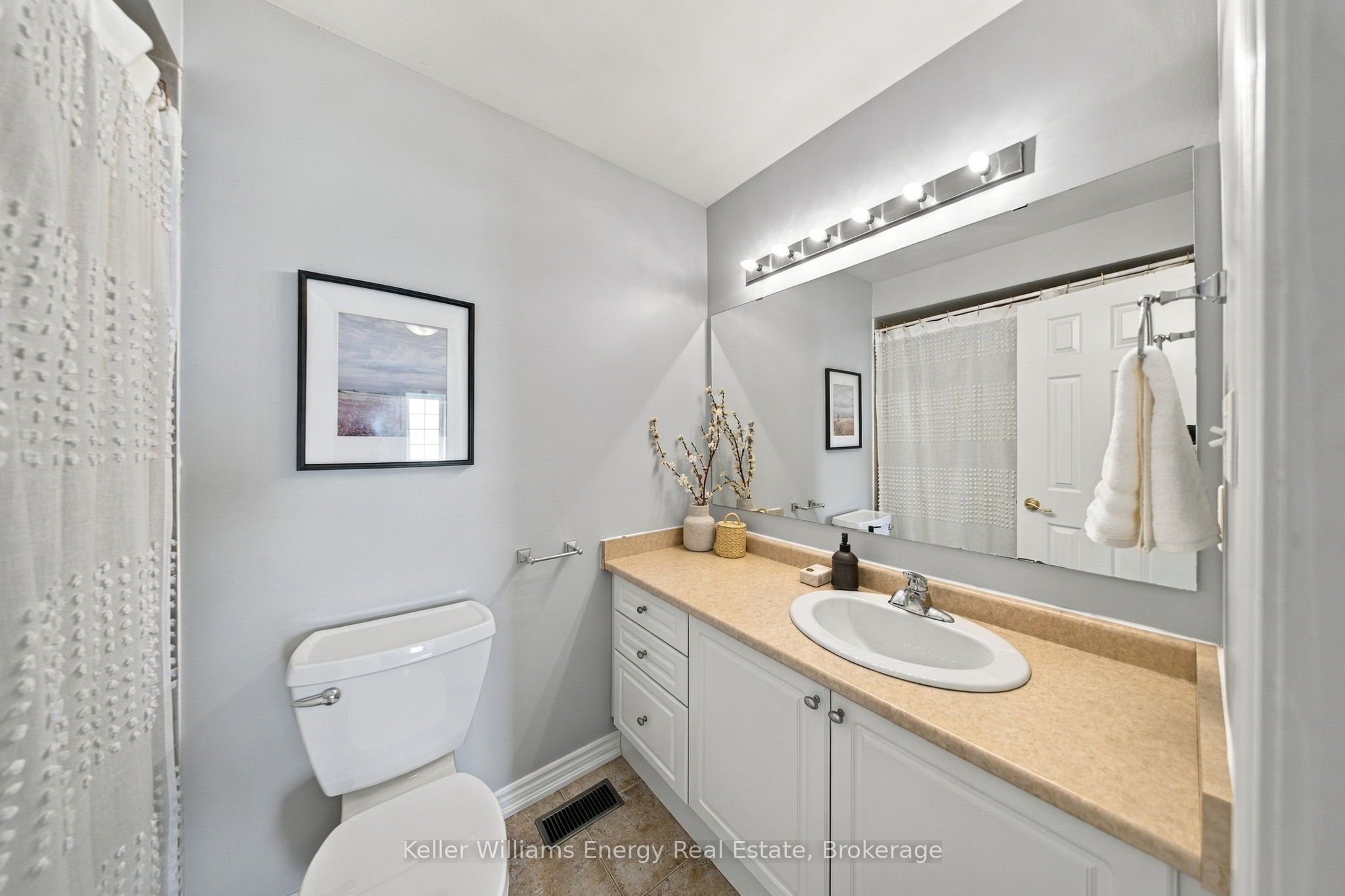 8 Quackenbush Street Property Photo 36