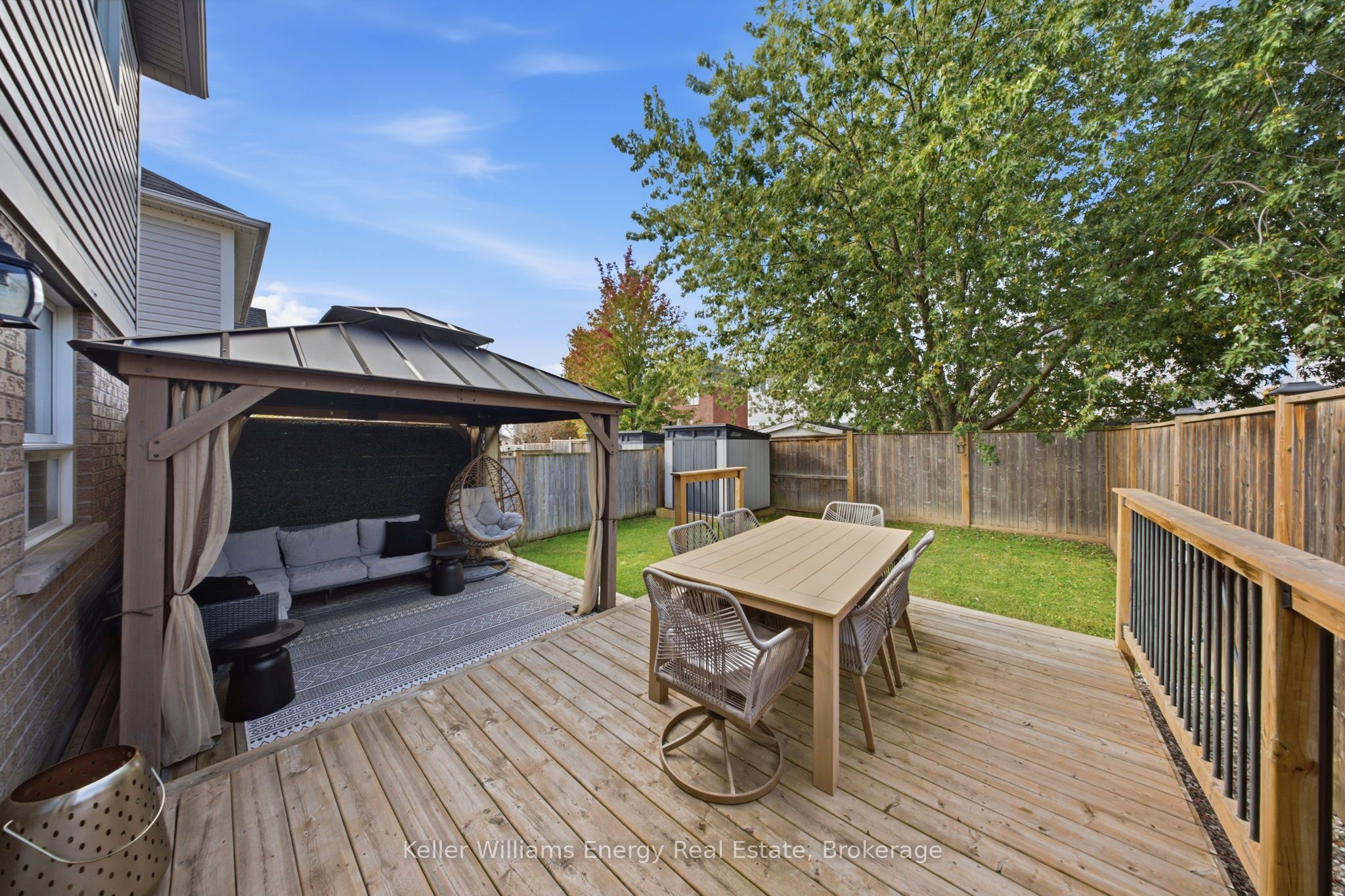 8 Quackenbush Street Property Photo 42