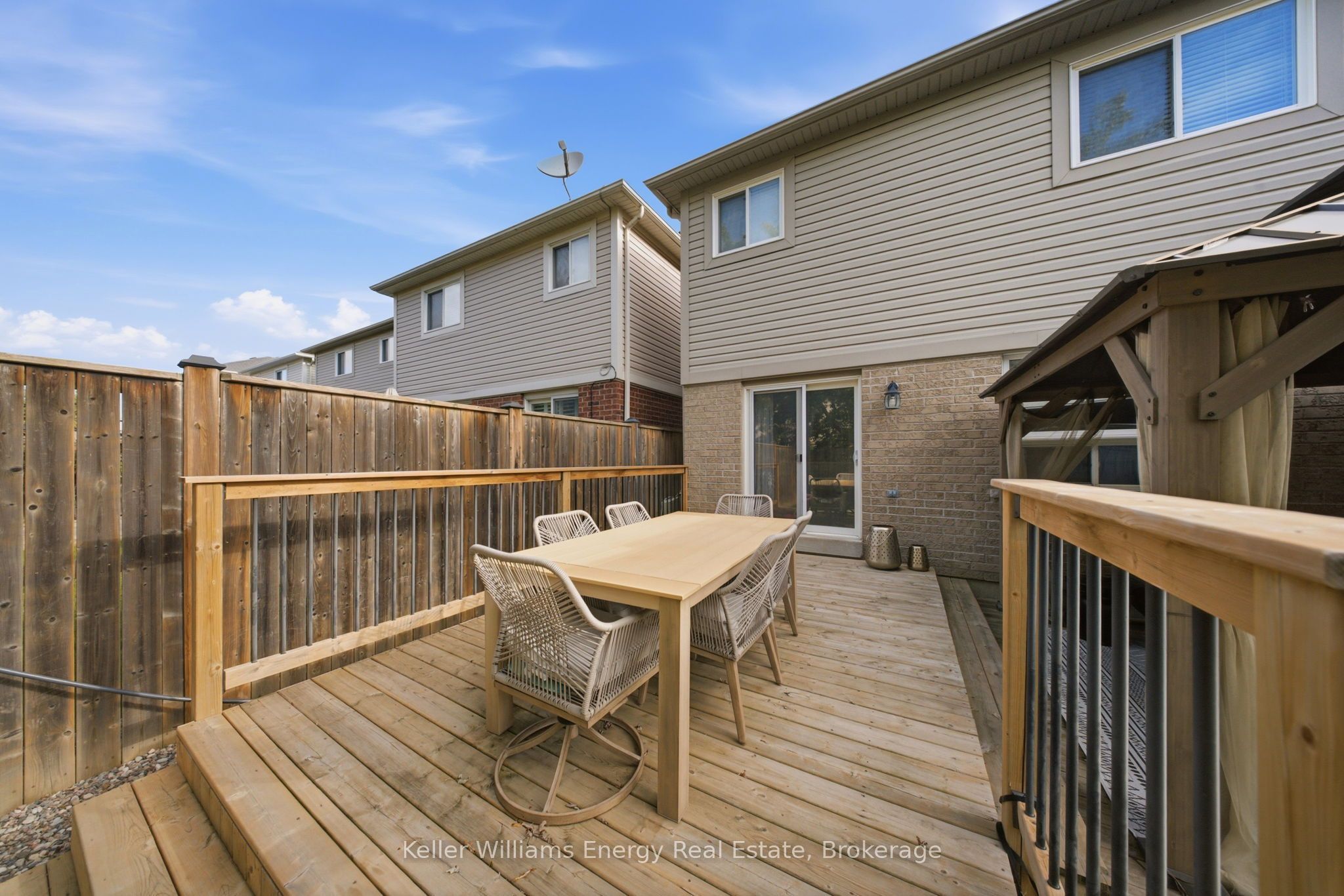 8 Quackenbush Street Property Photo 43