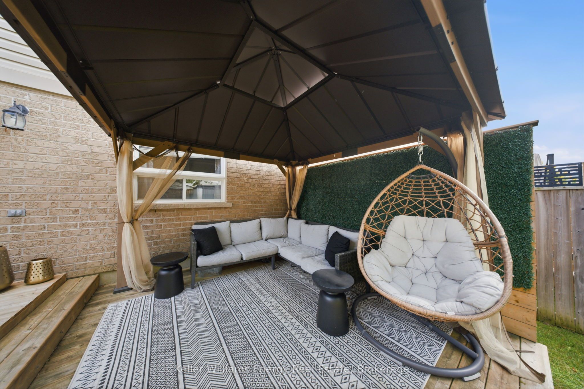 8 Quackenbush Street Property Photo 45