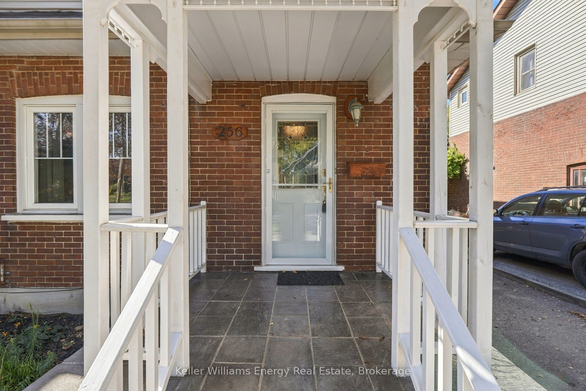 256 Grooms Avenue Property Photo 2