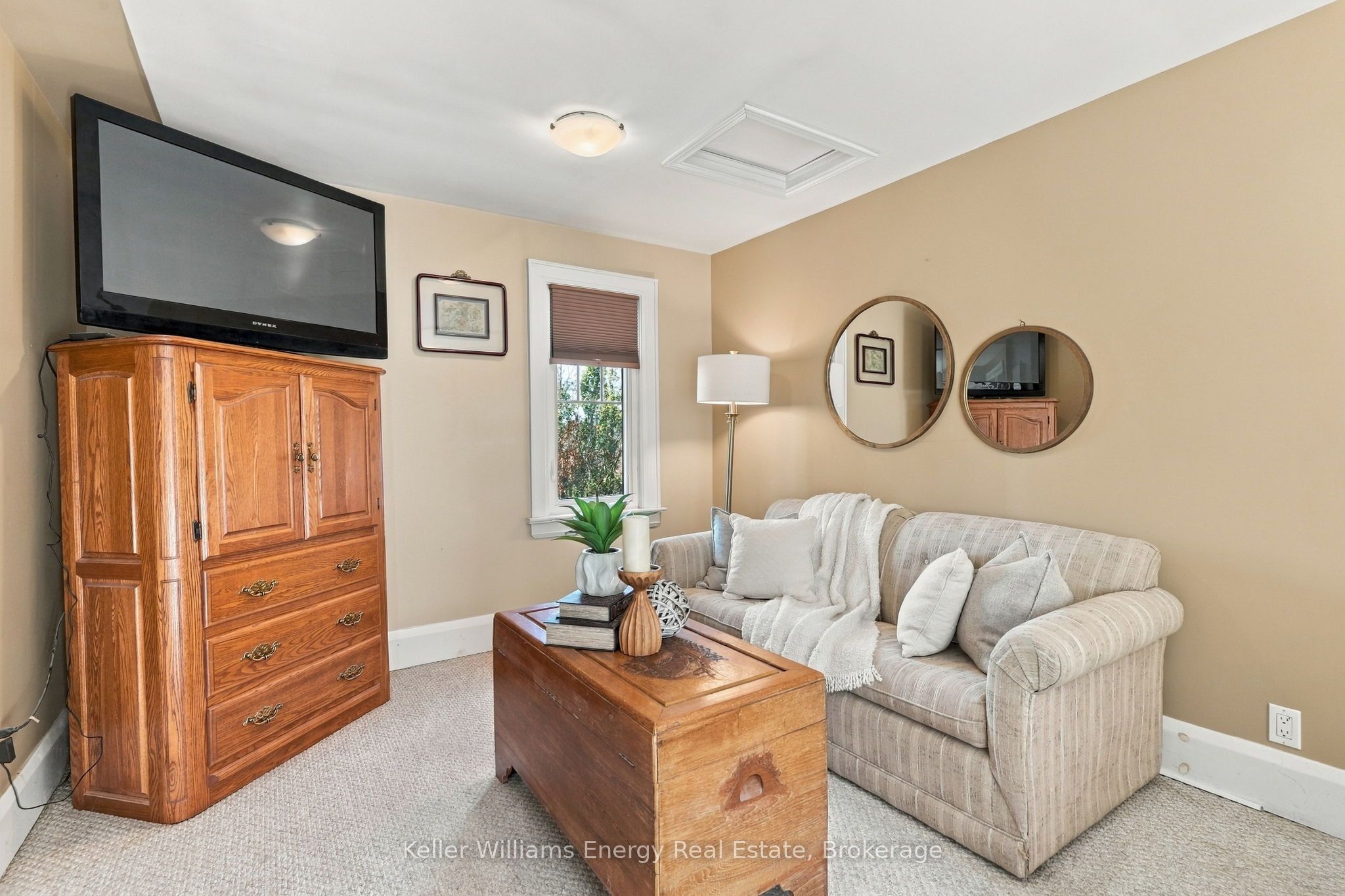 256 Grooms Avenue Property Photo 17