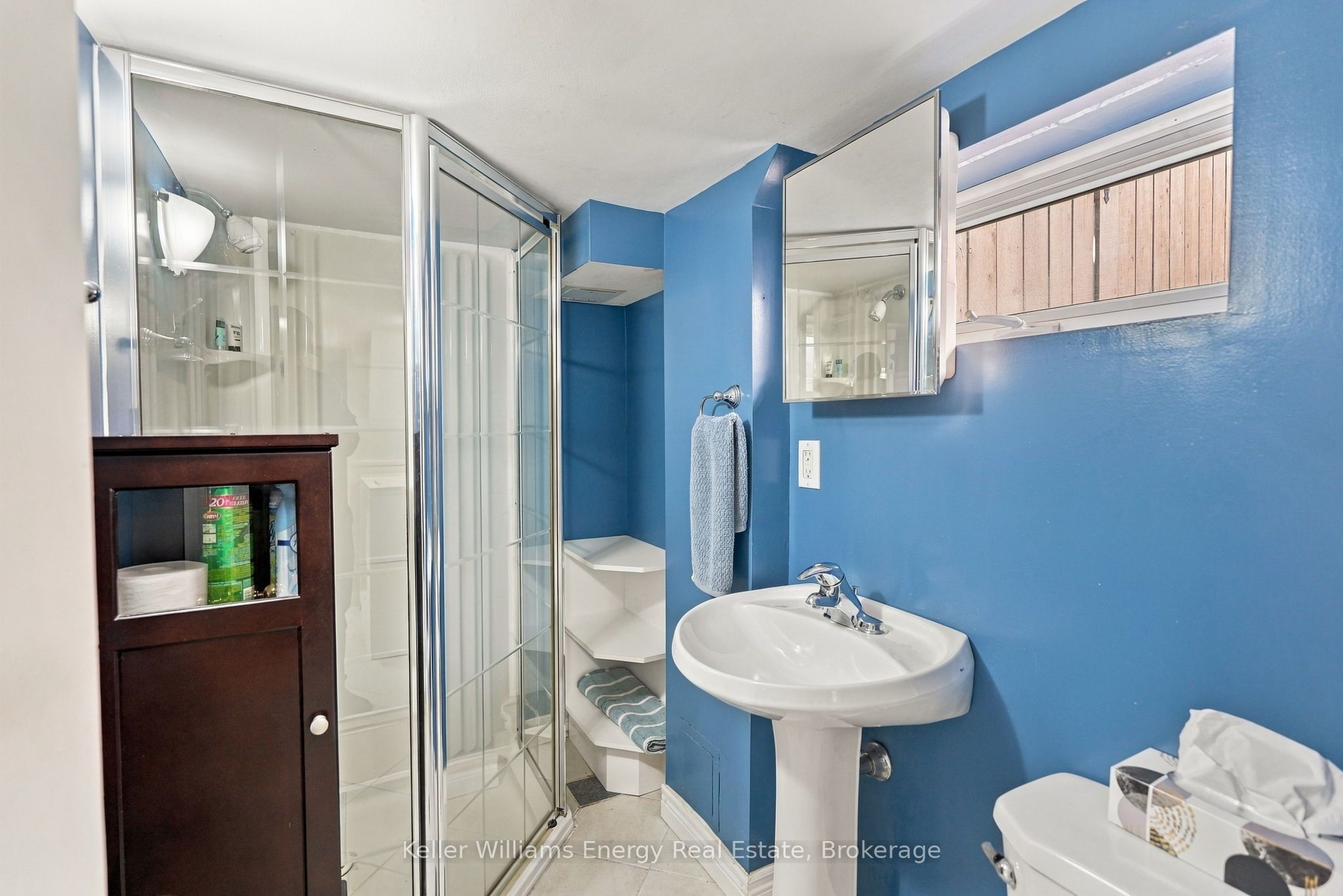 256 Grooms Avenue Property Photo 28
