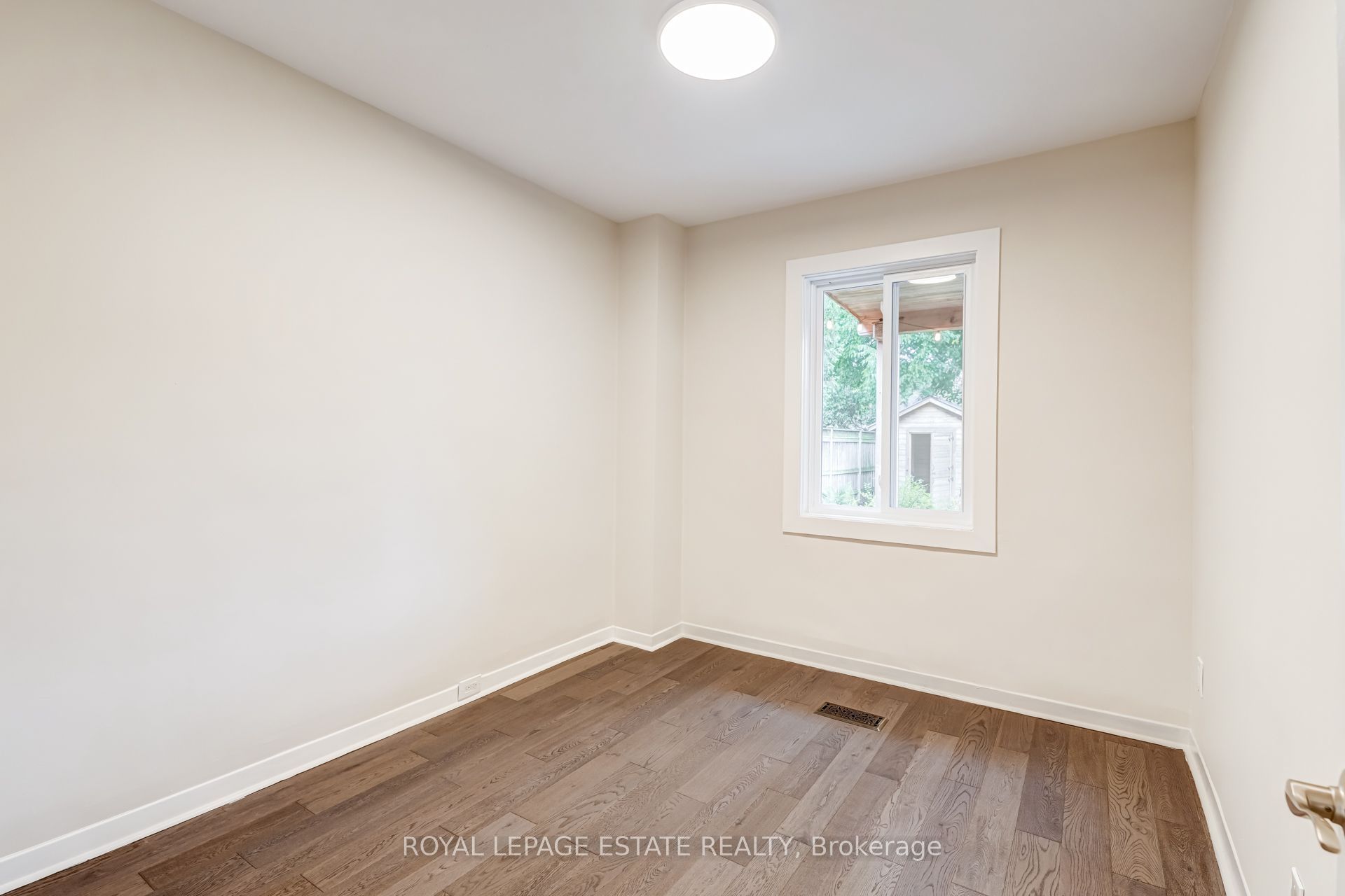 12 Norlong Boulevard Property Photo 14