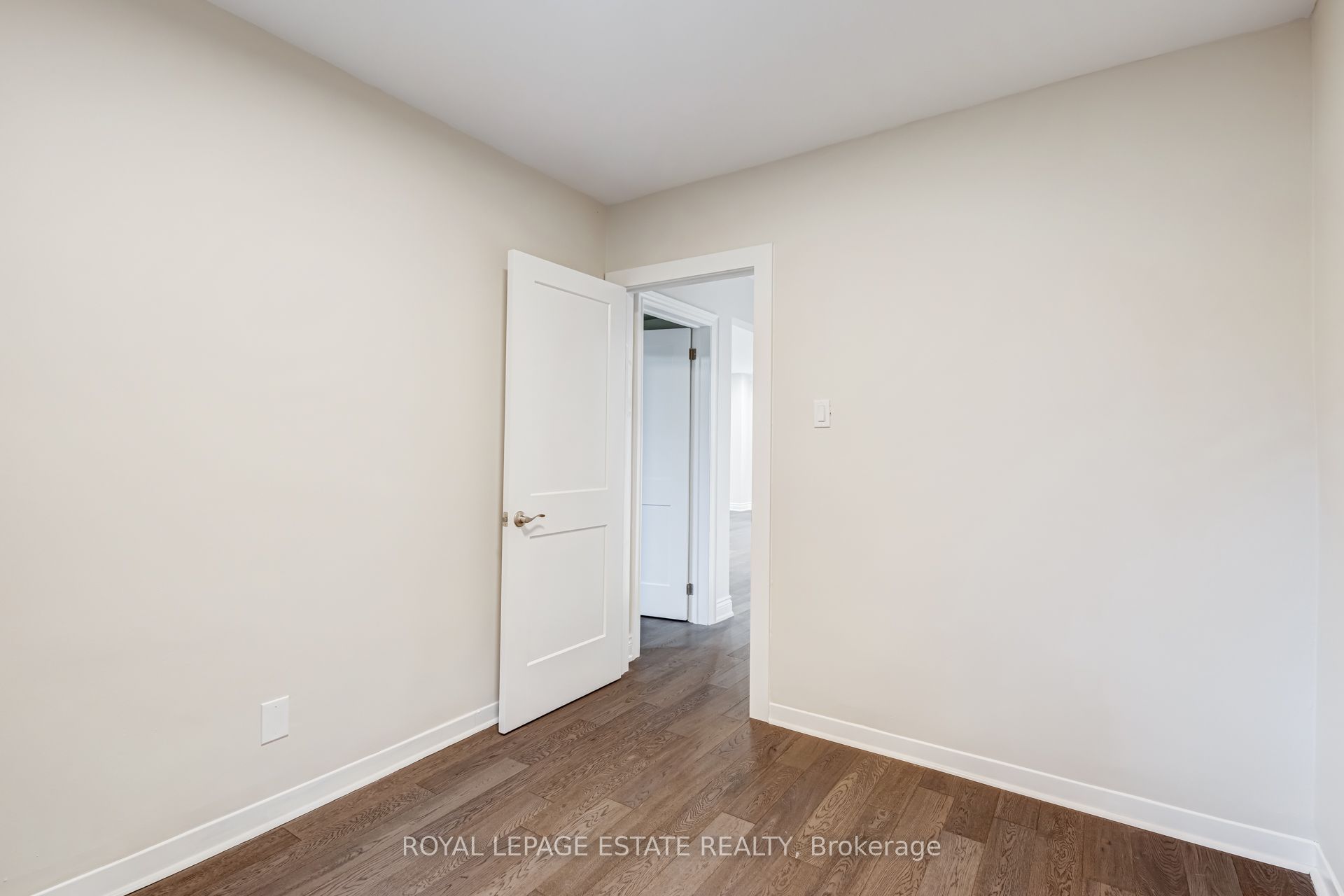 12 Norlong Boulevard Property Photo 15
