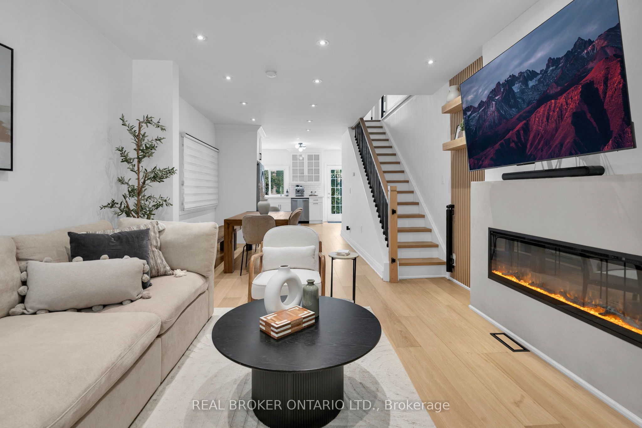 23 Aldridge Avenue Property Photo 6