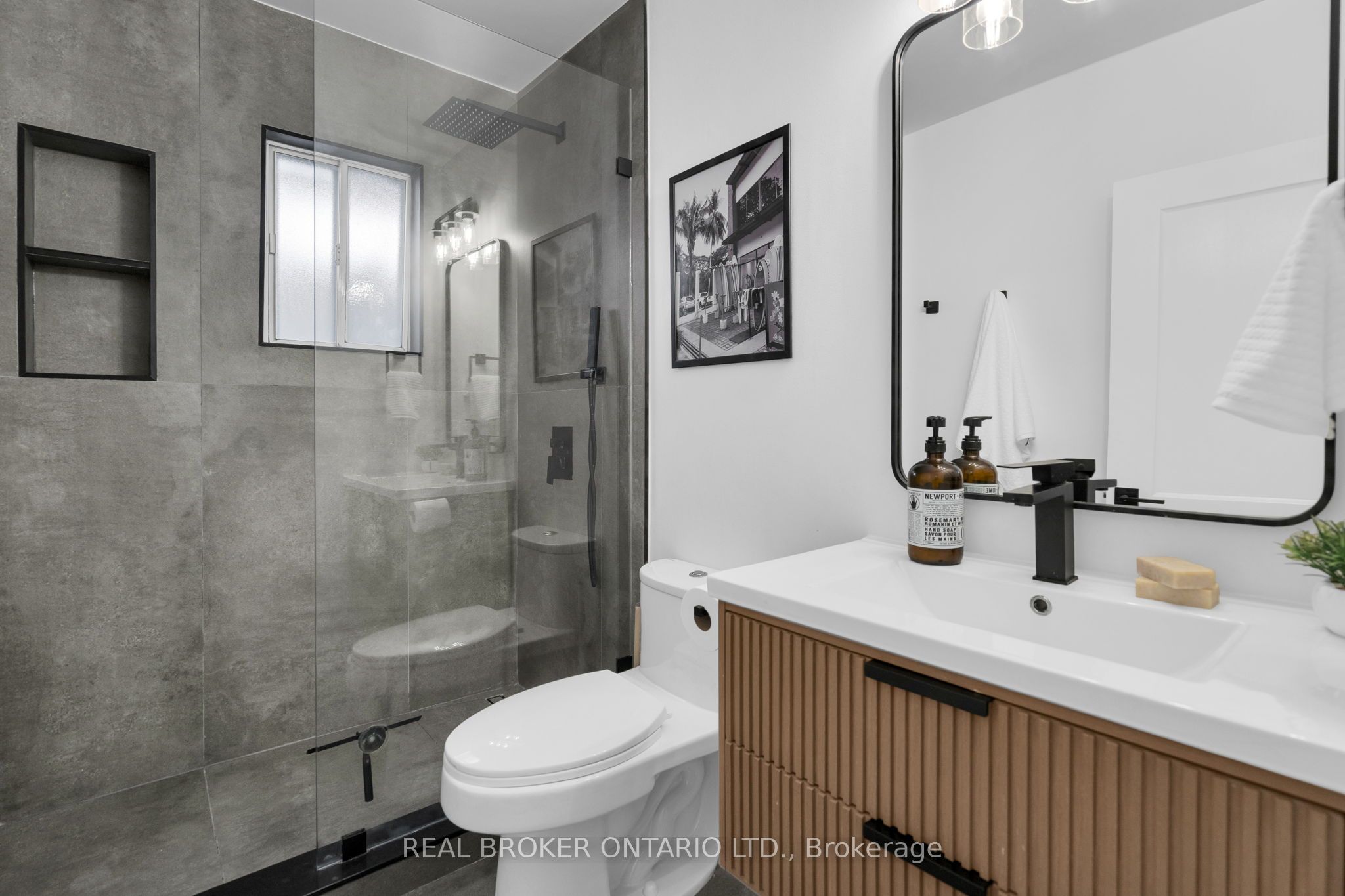 23 Aldridge Avenue Property Photo 22