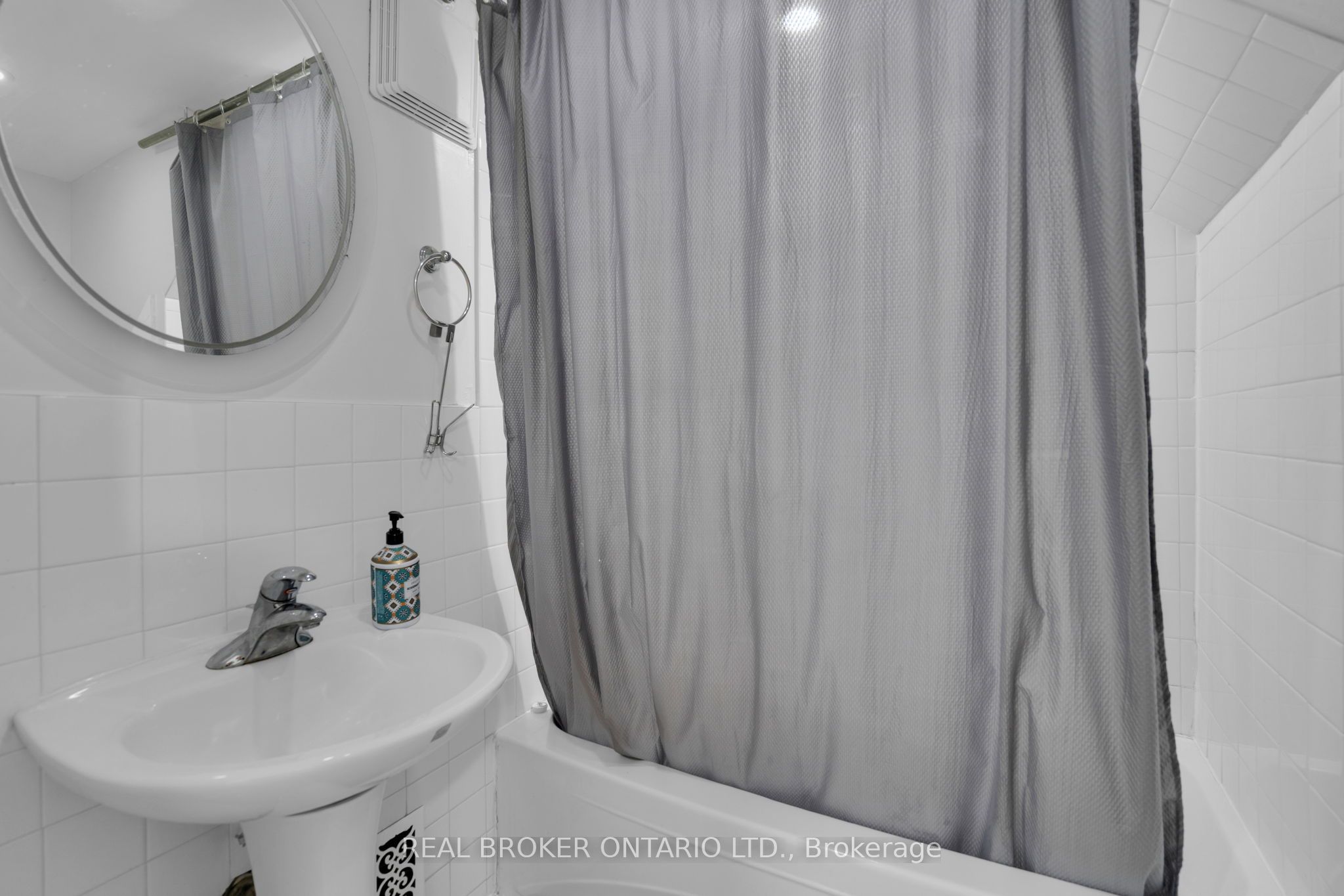 23 Aldridge Avenue Property Photo 26