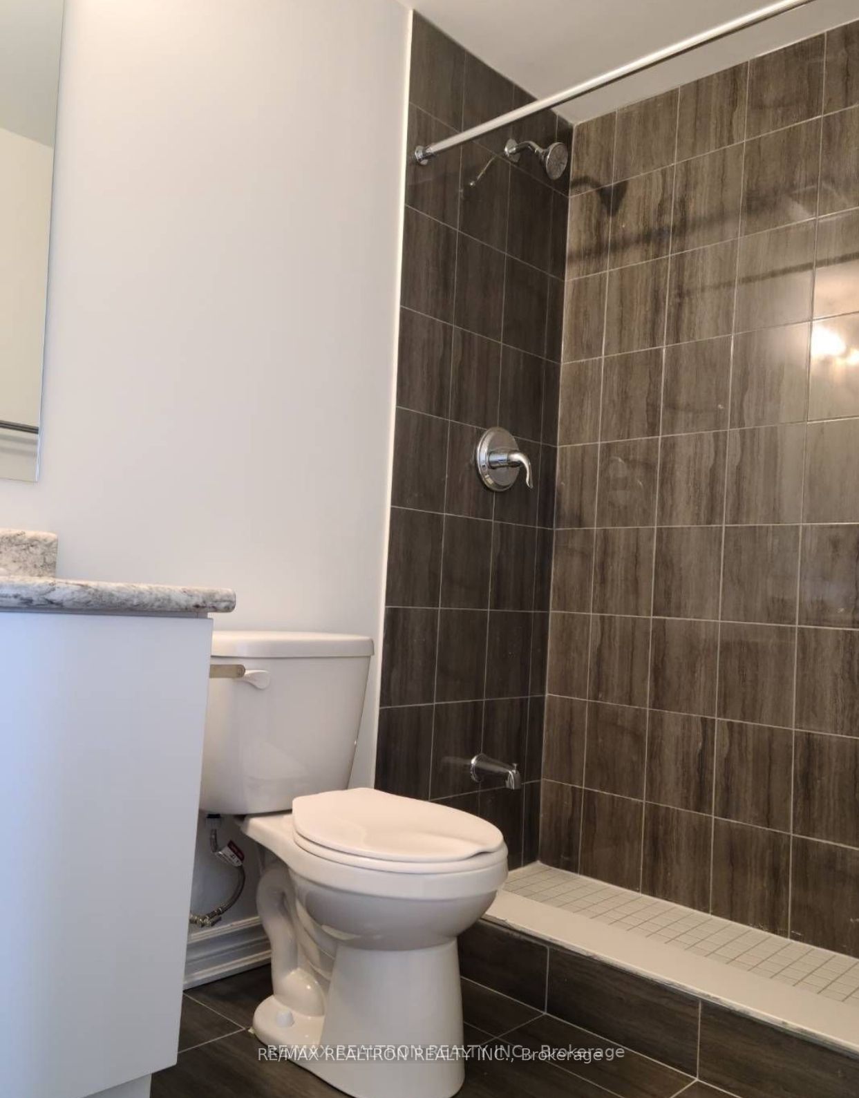 1 Falaise Road 608 Property Photo 8
