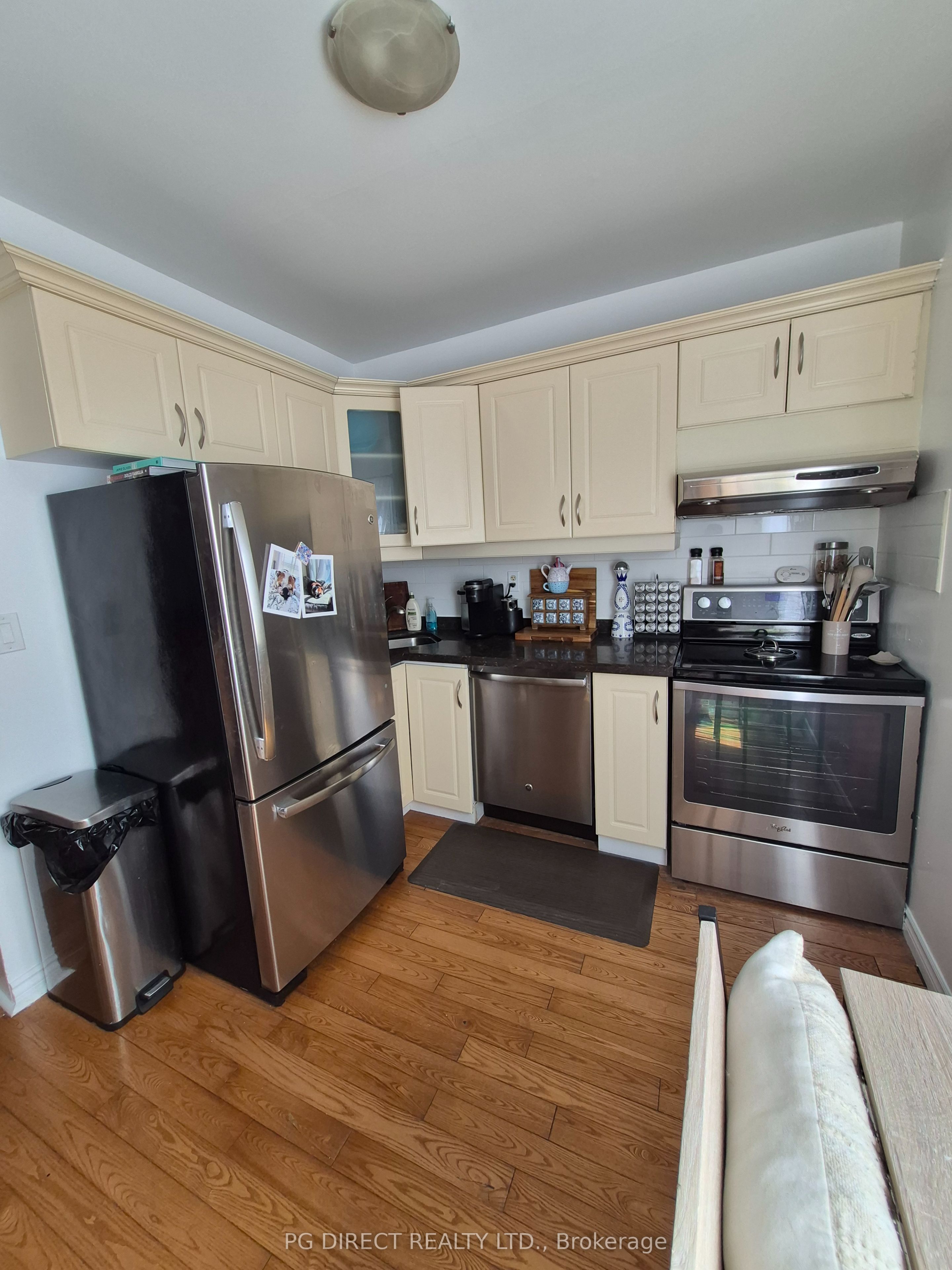 218 Broadview Avenue Property Photo 2