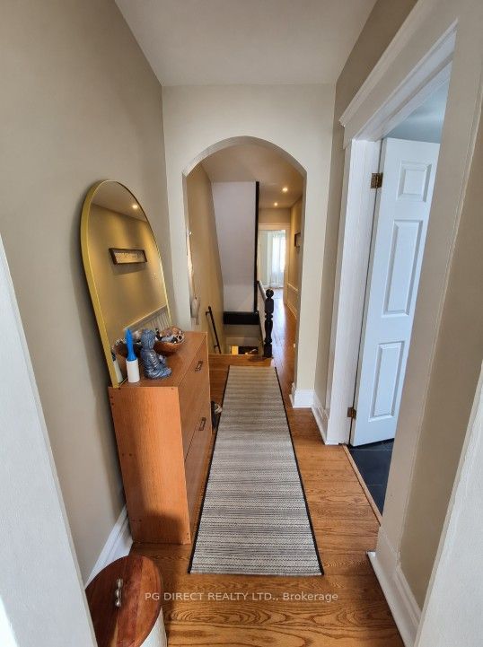 218 Broadview Avenue Property Photo 4