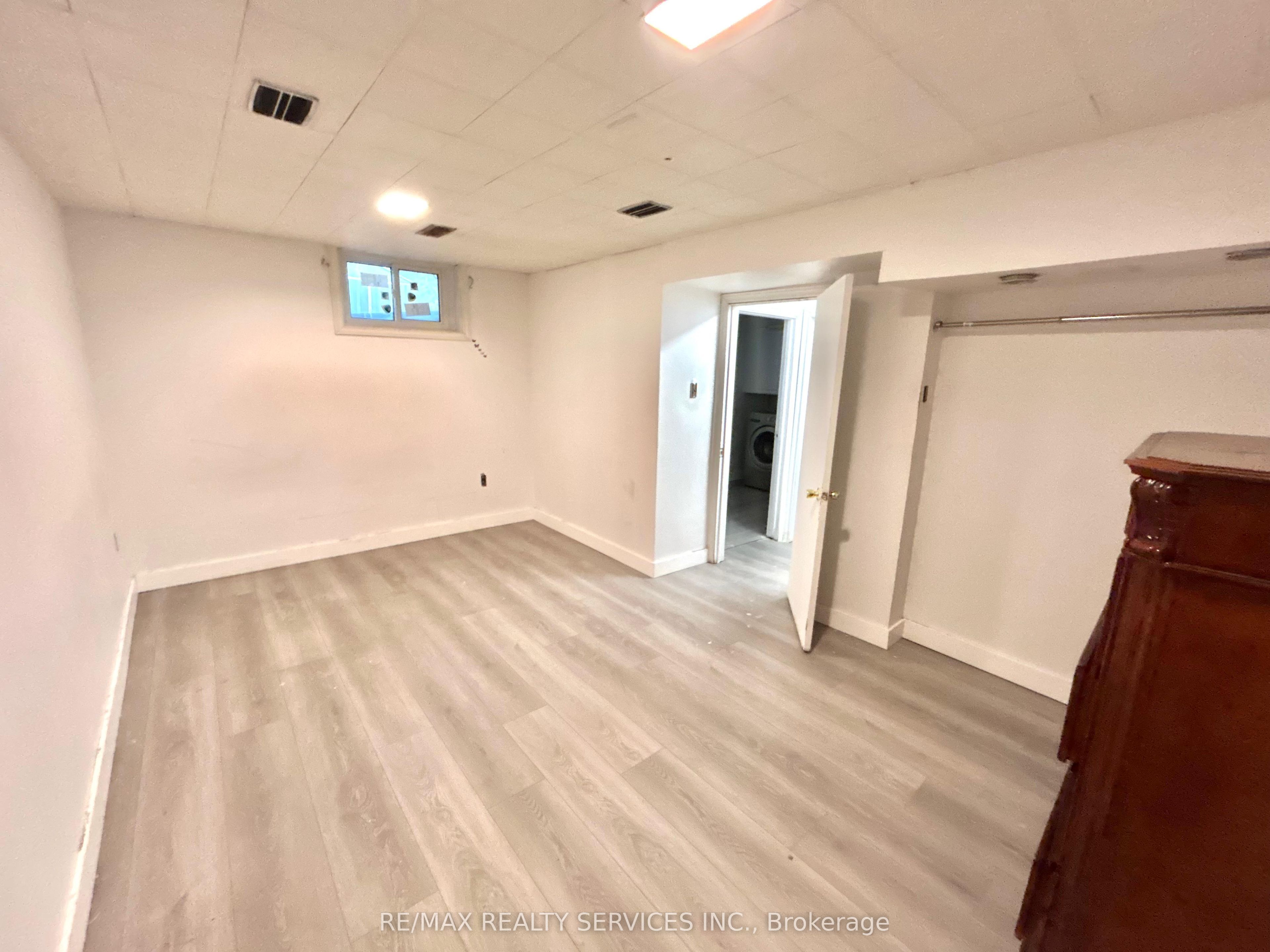 139 Bellamy Road N Property Photo 6