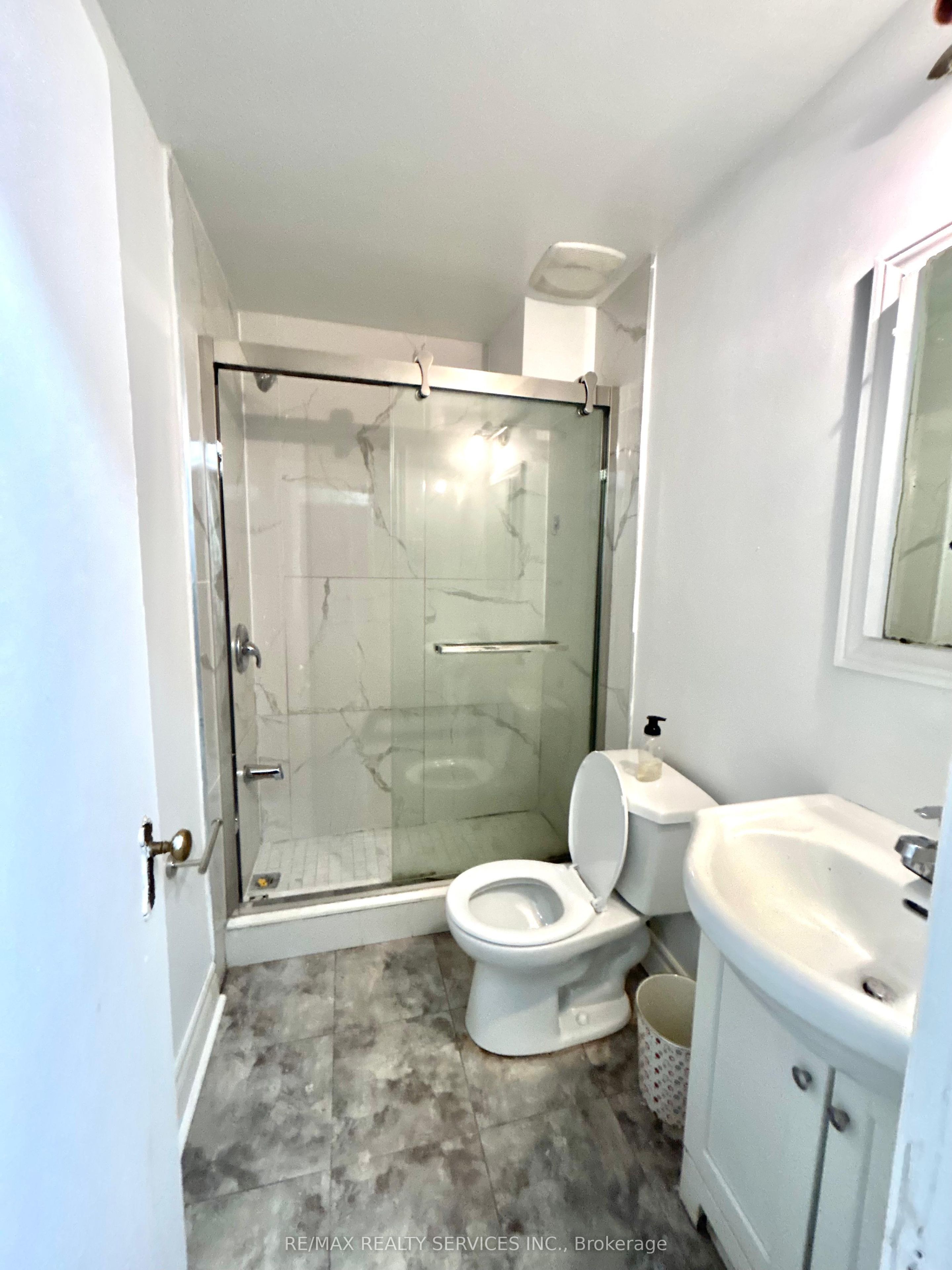 139 Bellamy Road N Property Photo 7