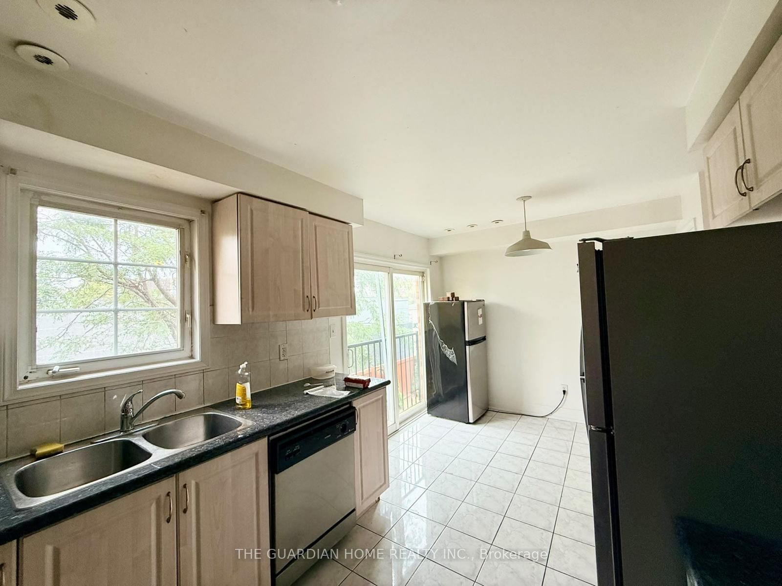 2800 Eglinton Avenue E 1 Property Photo 7