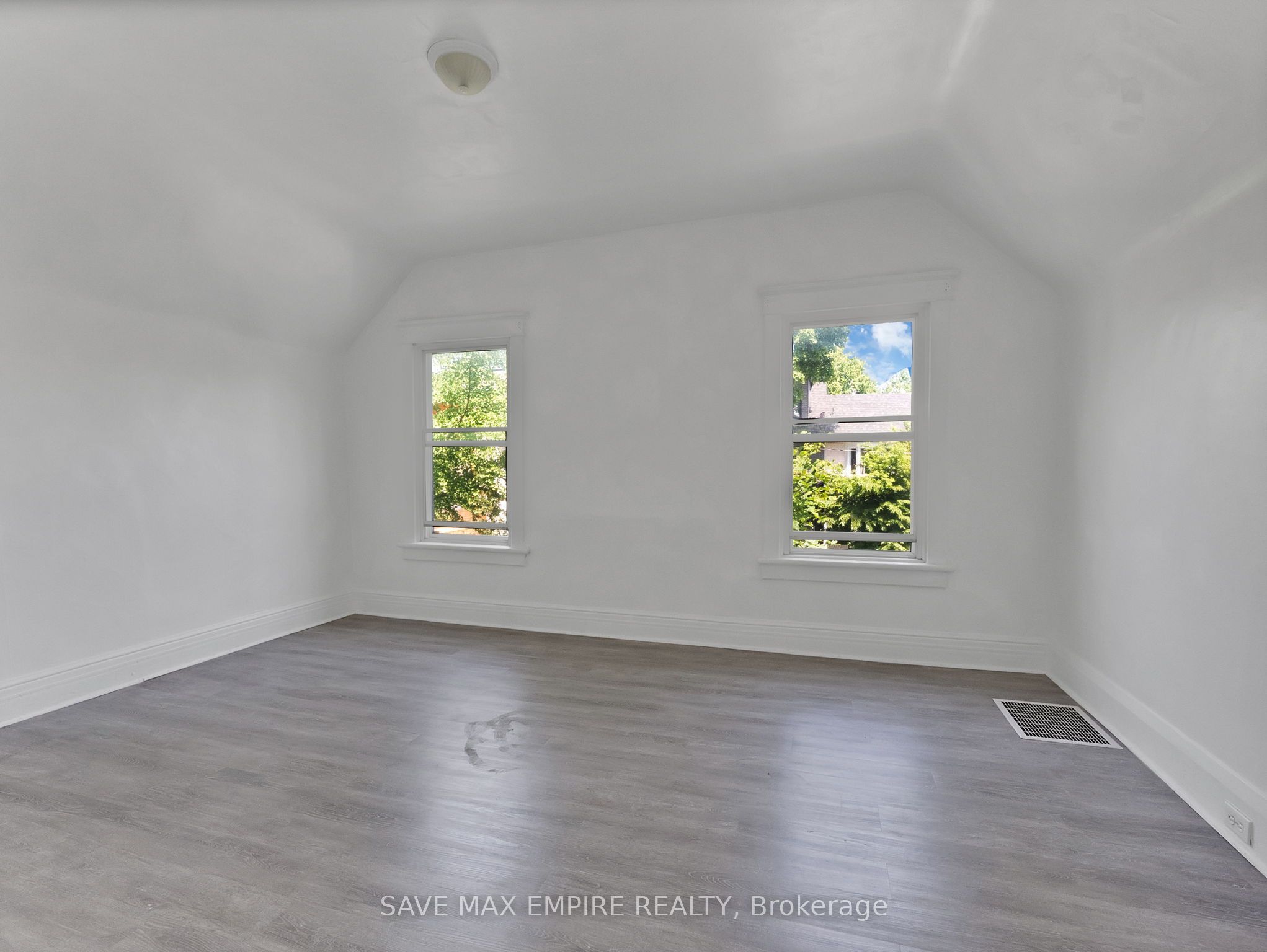 19 Minto Street Property Photo 17