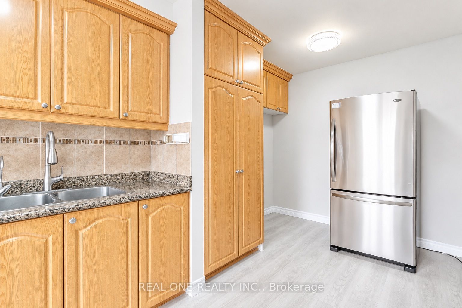 151 L'amoreaux Drive 75 Property Photo 8