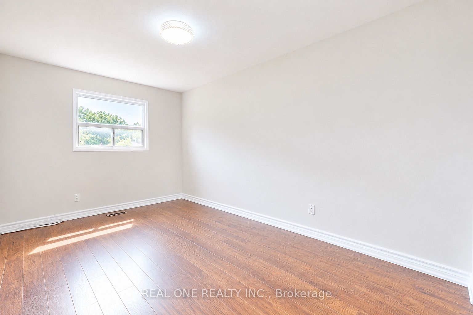 151 L'amoreaux Drive 75 Property Photo 11