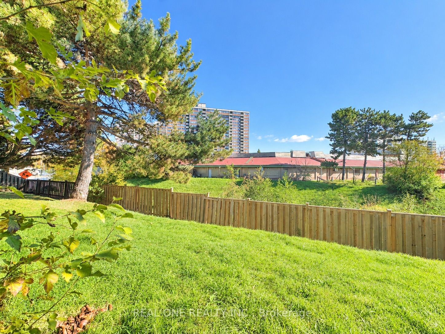 151 L'amoreaux Drive 75 Property Photo 16