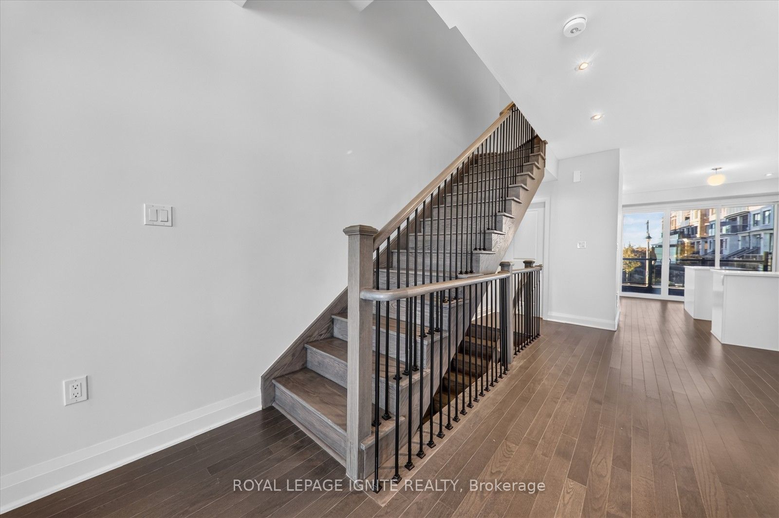 559 Port Darlington Road Property Photo 27