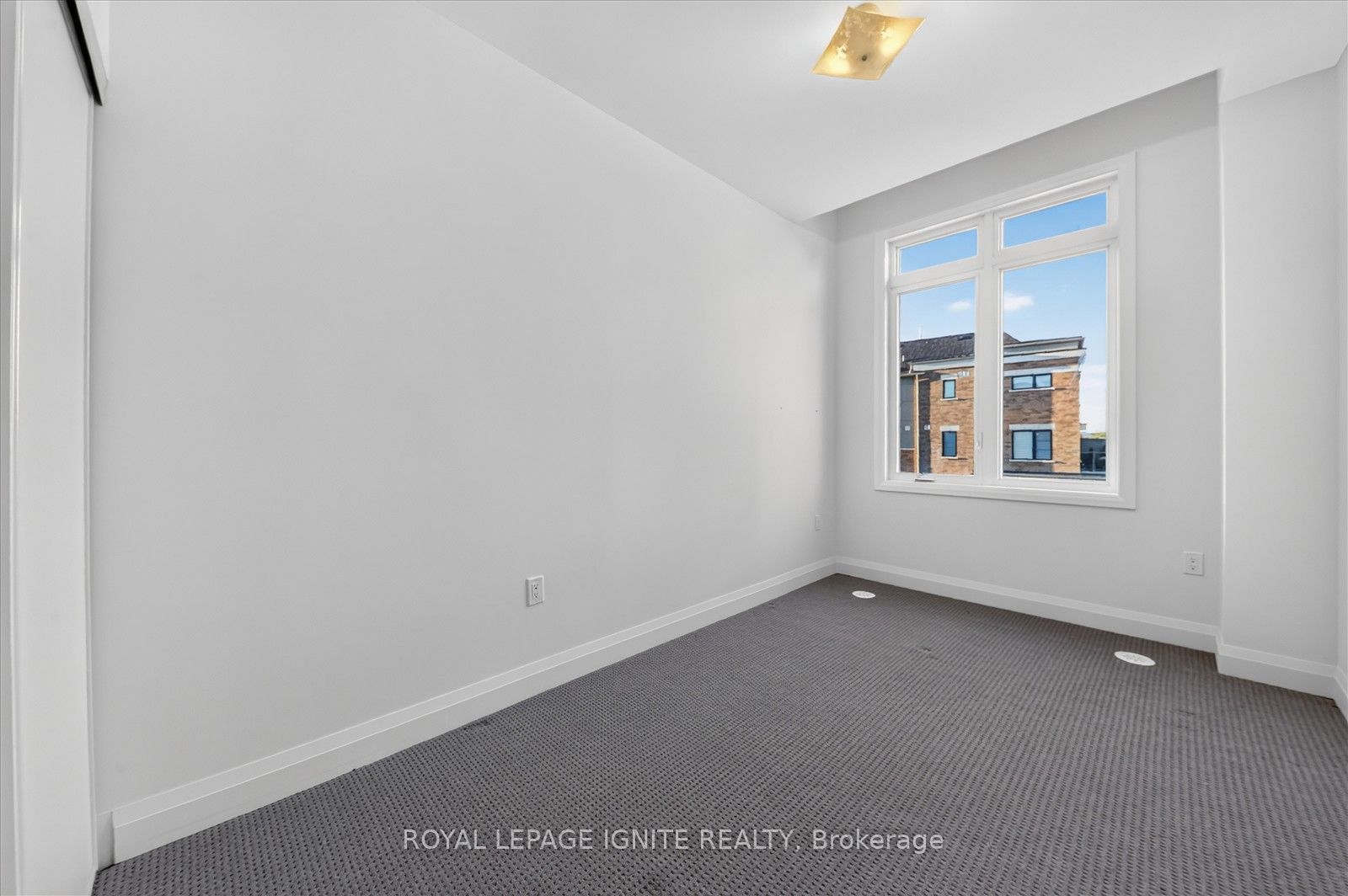 559 Port Darlington Road Property Photo 36