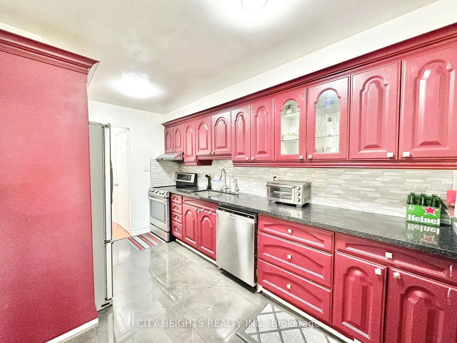 35 Mansewood Gardens Property Photo 12