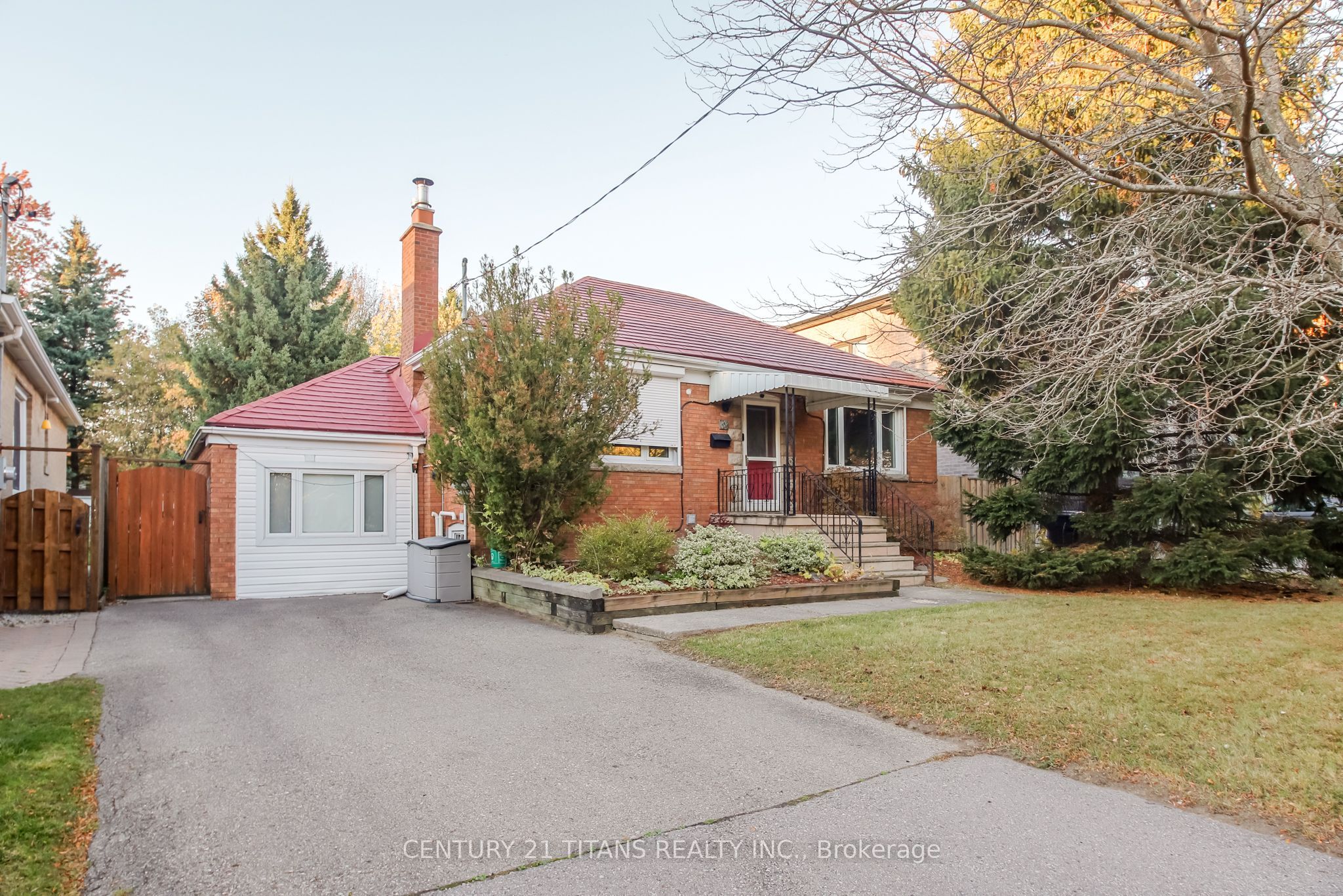 172 Phyllis Avenue Property Photo 4