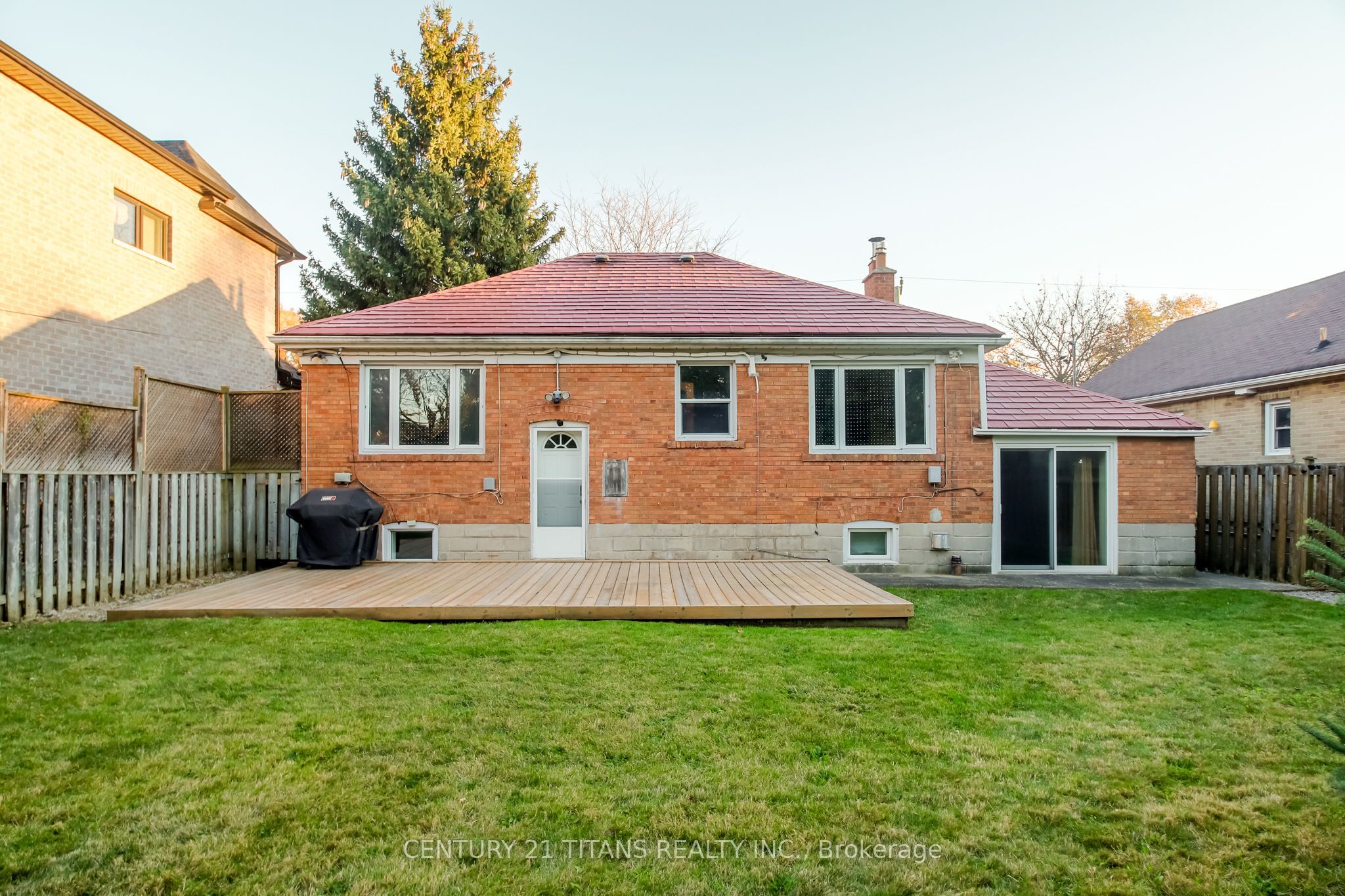 172 Phyllis Avenue Property Photo 8
