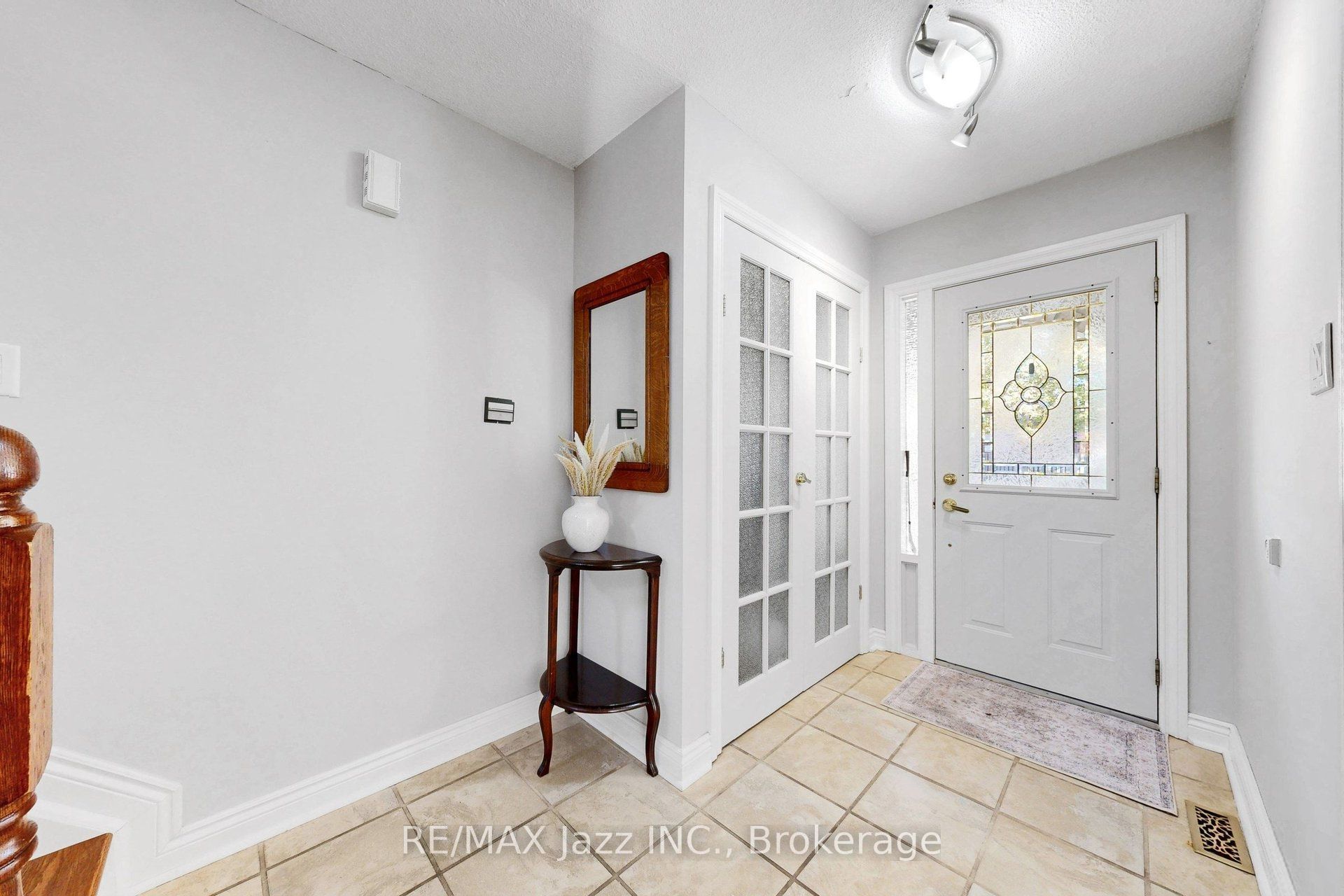10 Trinity Crescent Property Photo 4