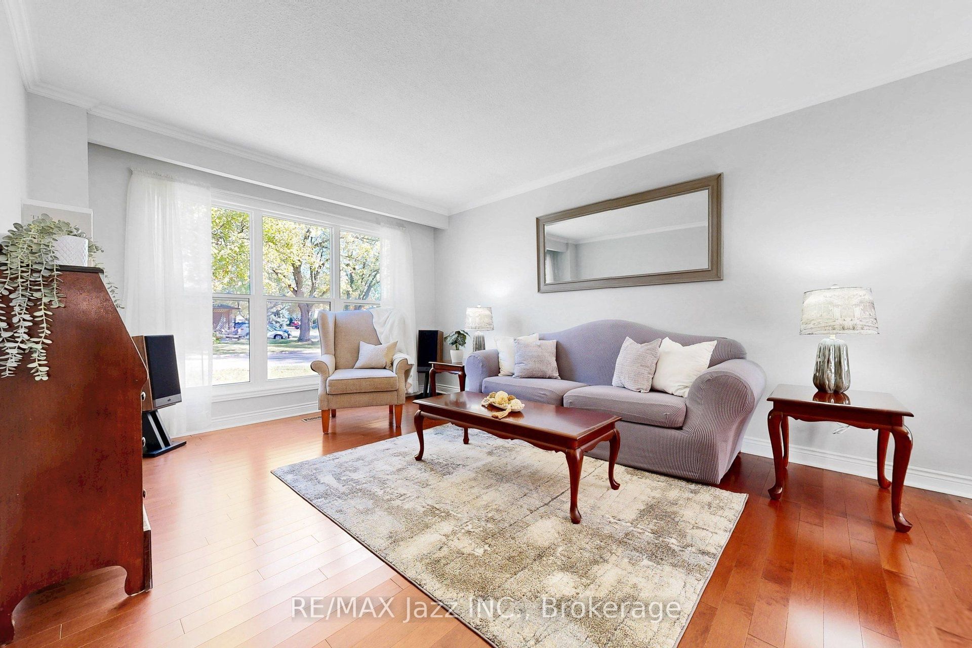 10 Trinity Crescent Property Photo 7