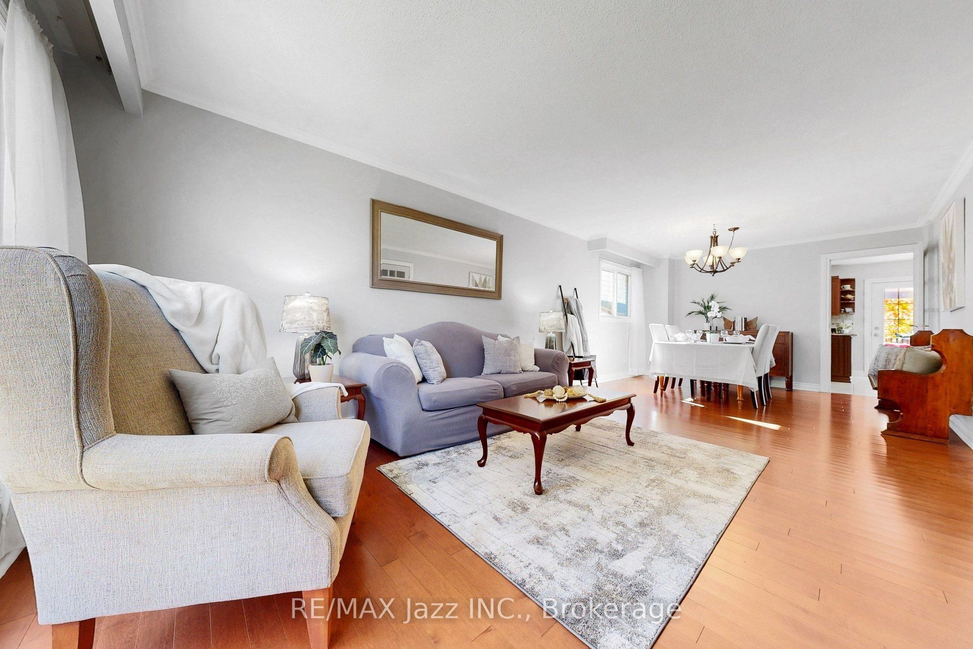 10 Trinity Crescent Property Photo 8