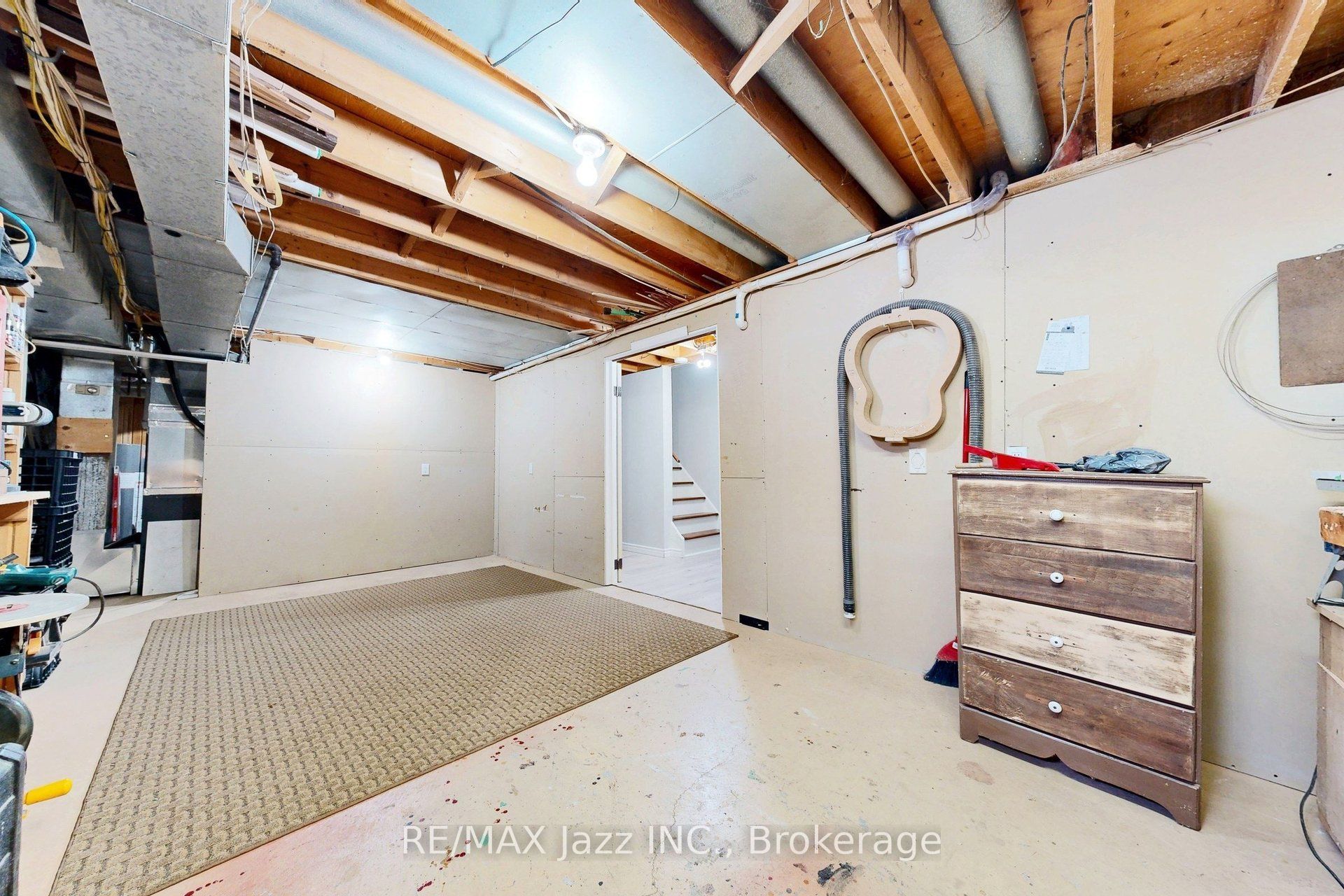 10 Trinity Crescent Property Photo 38