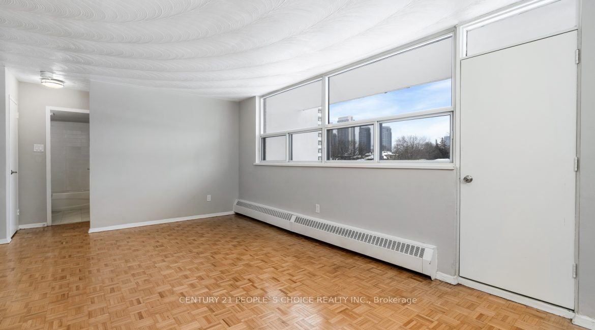 3875 Sheppard Avenue E 405 Property Photo 4